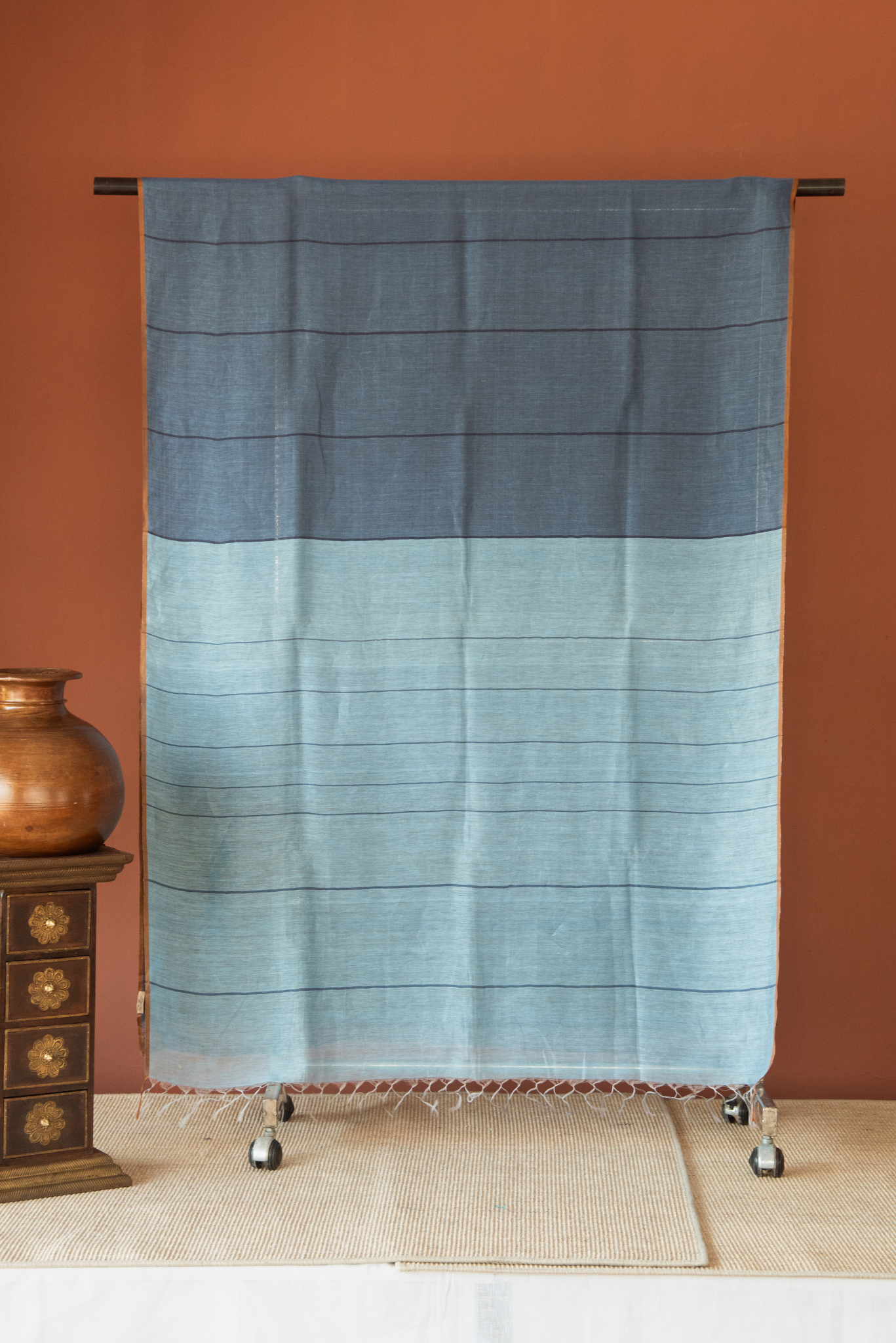 
                  
                    Linen Silk Saree
                  
                