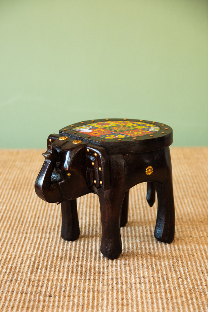 
                  
                    Wooden Elephant Moudha Stand
                  
                