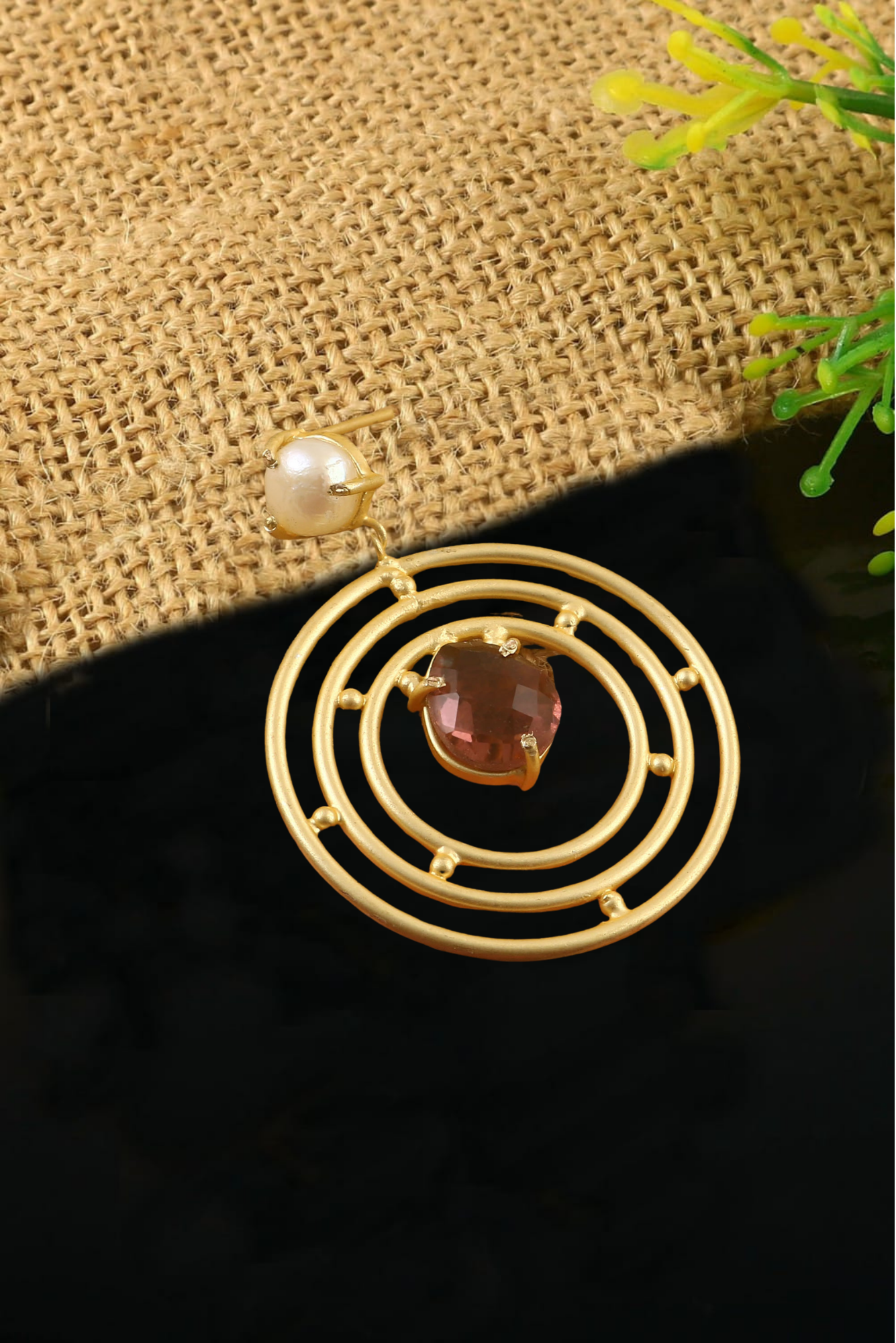 
                  
                    ESP-402 STONE & PEARL EARRING
                  
                