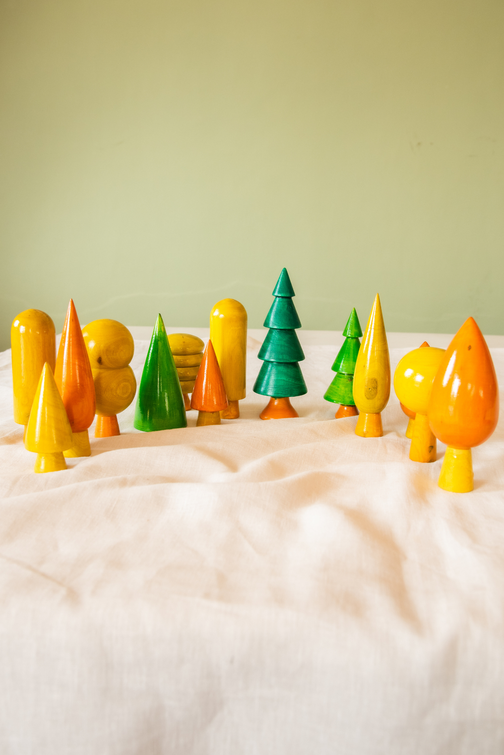 Wooden Tree 14pc