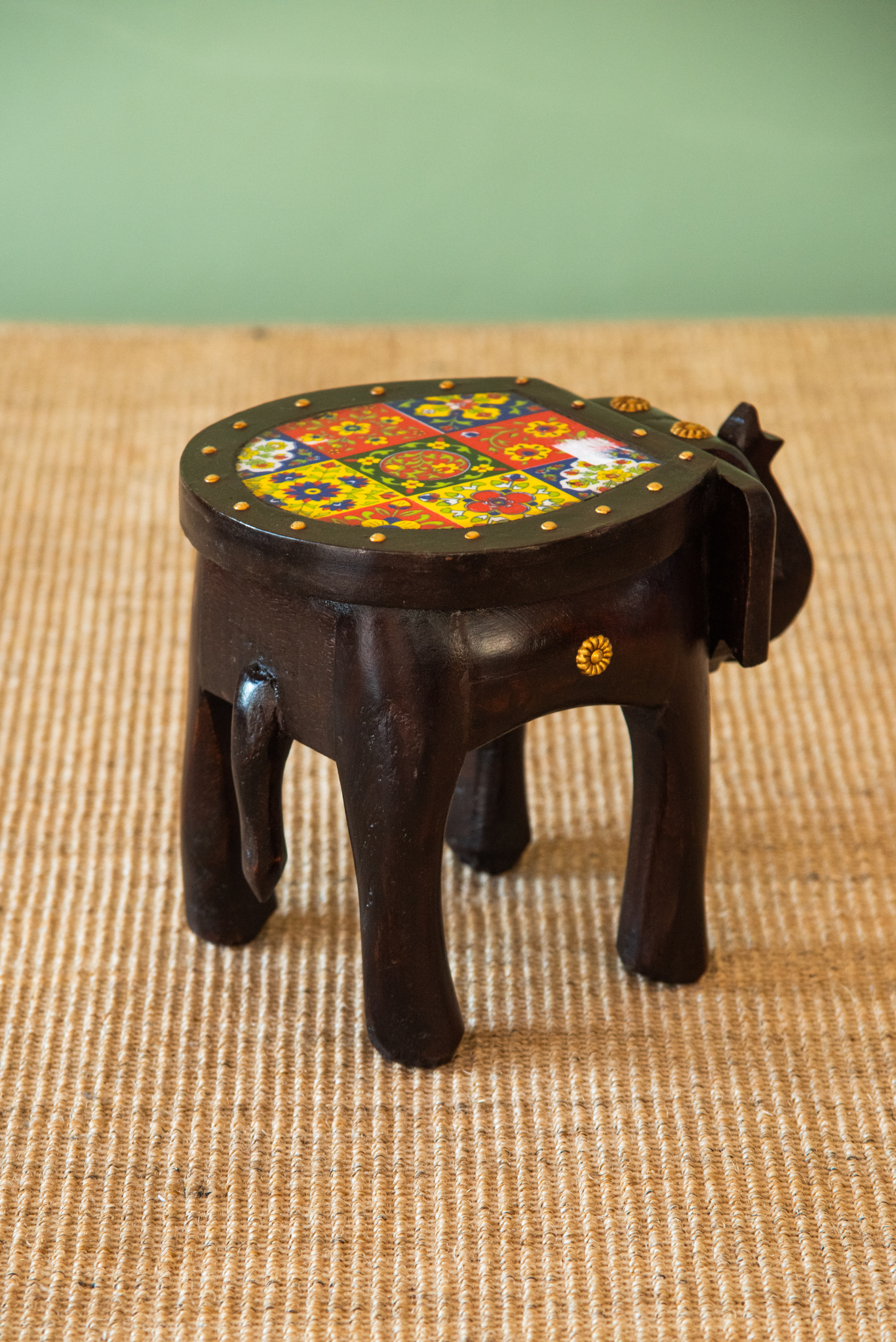 
                  
                    Wooden Elephant Moudha Stand
                  
                