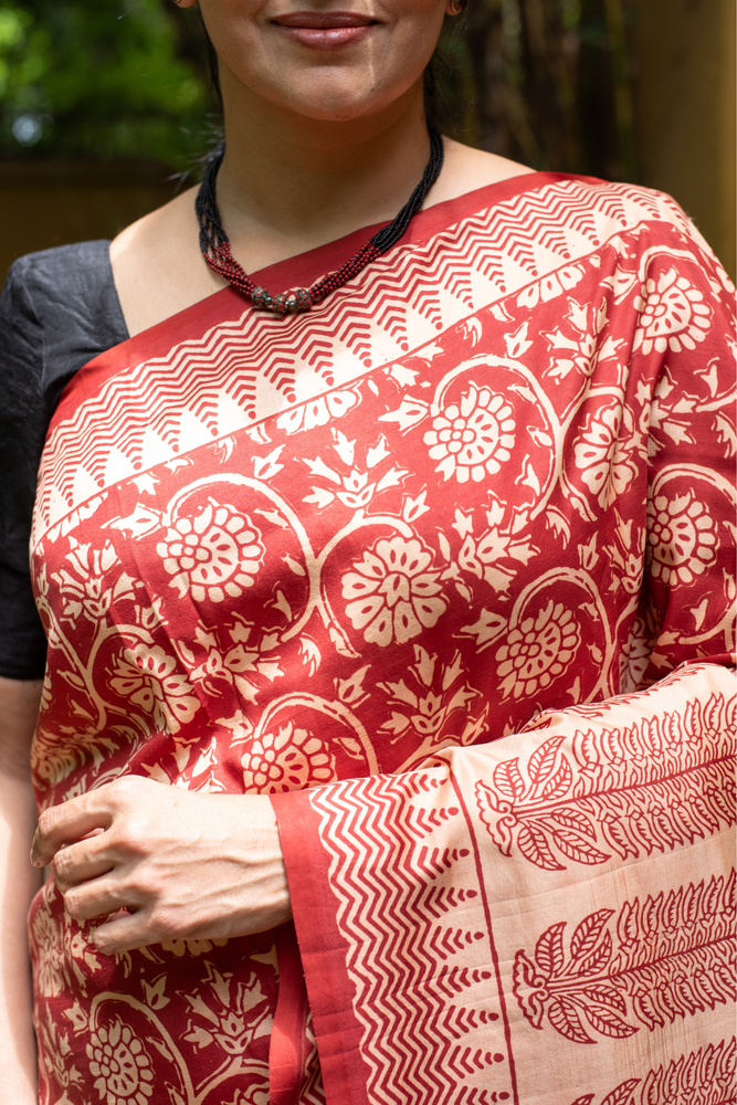 
                  
                    Linen Silk Mulberry Block Print Saree
                  
                