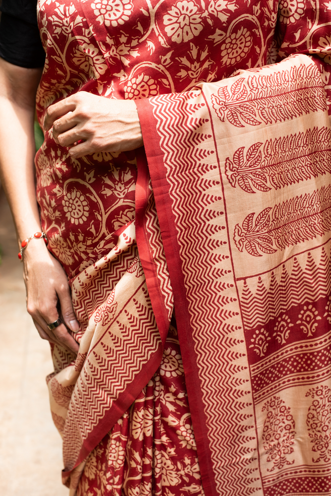 
                  
                    Linen Silk Mulberry Block Print Saree
                  
                