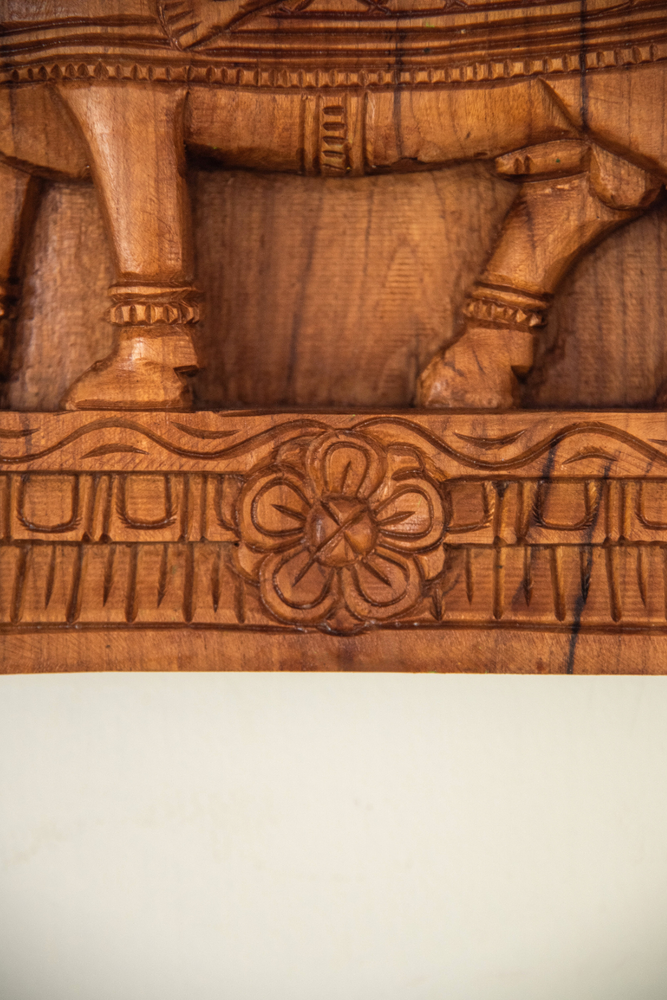 
                  
                    Shiva Parvathi Teak Wood
                  
                