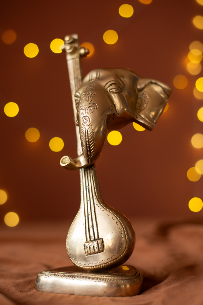 
                  
                    Brass Venna Ganesh
                  
                