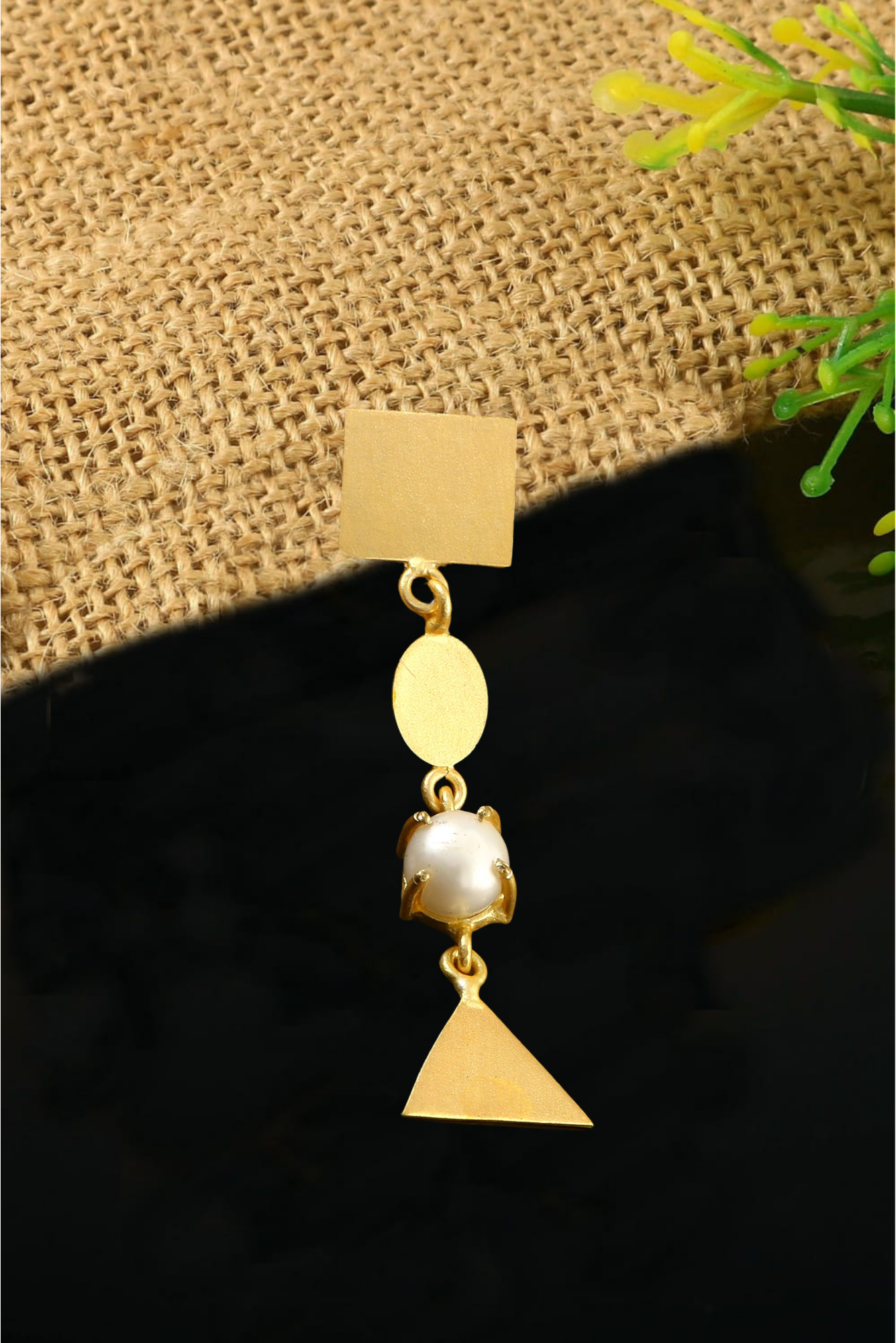 
                  
                    EP-345 PEARL EARRING
                  
                