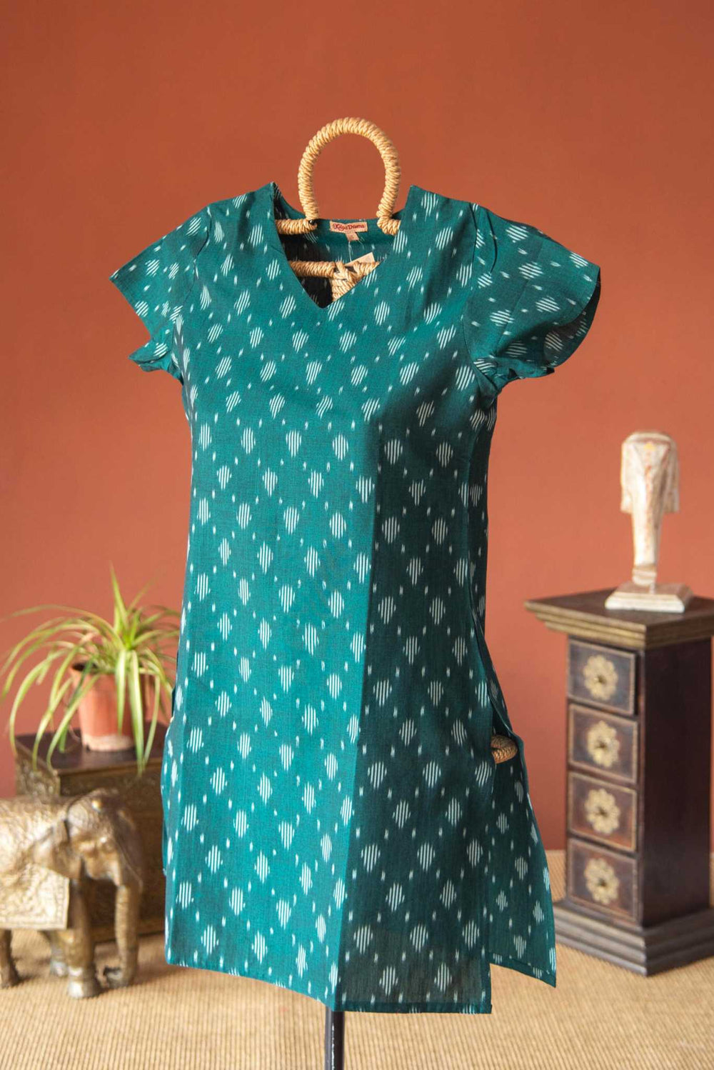 WOMEN SHORT KURTA HALF/SLEEVE