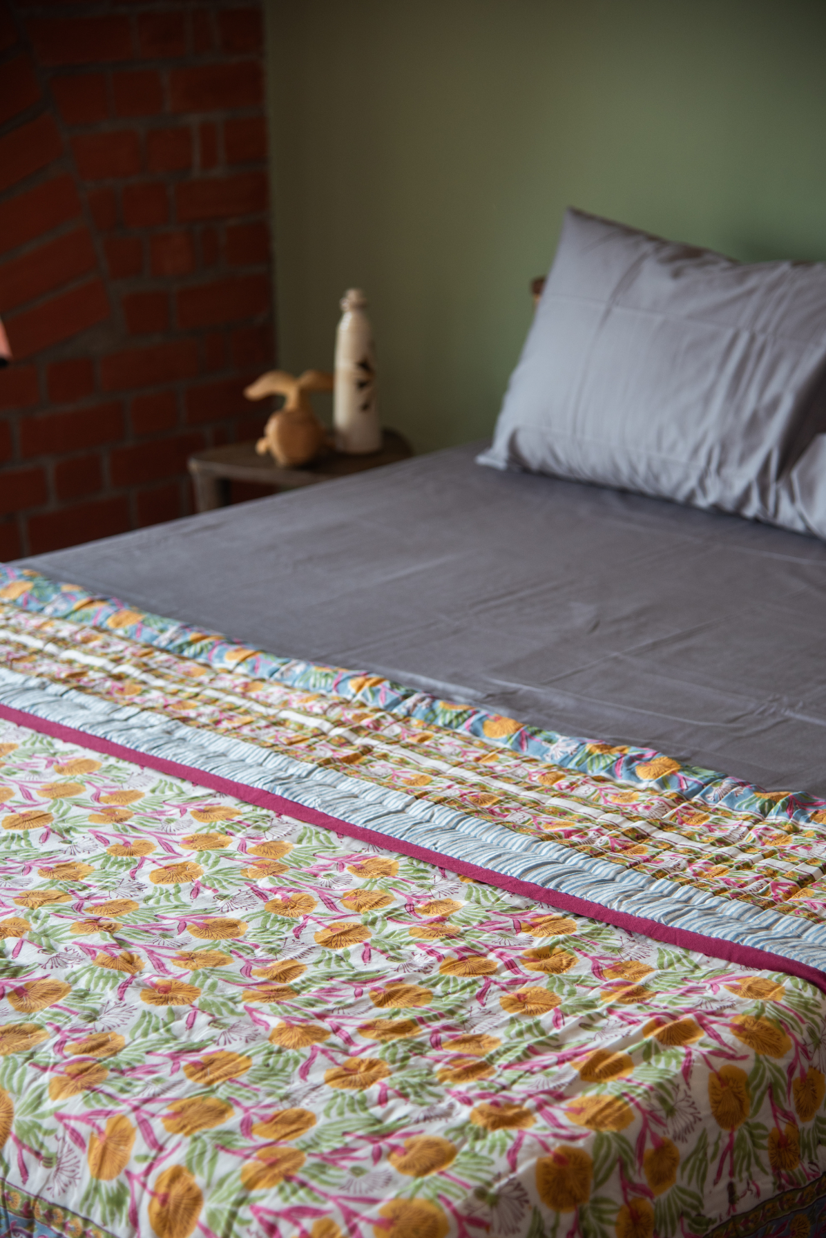 
                  
                    Cotton Quilt Double side
                  
                