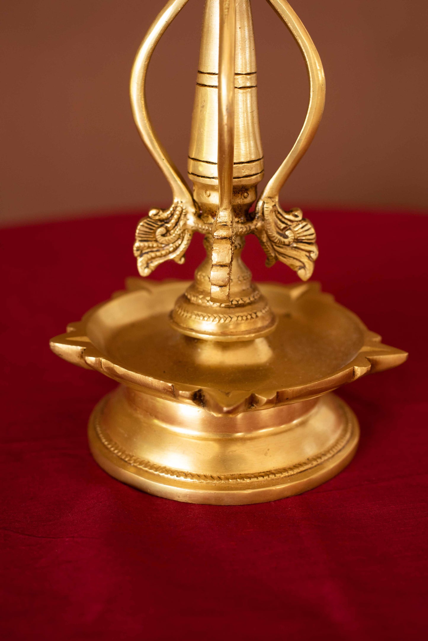 
                  
                    Brass Lamp - Chakra
                  
                