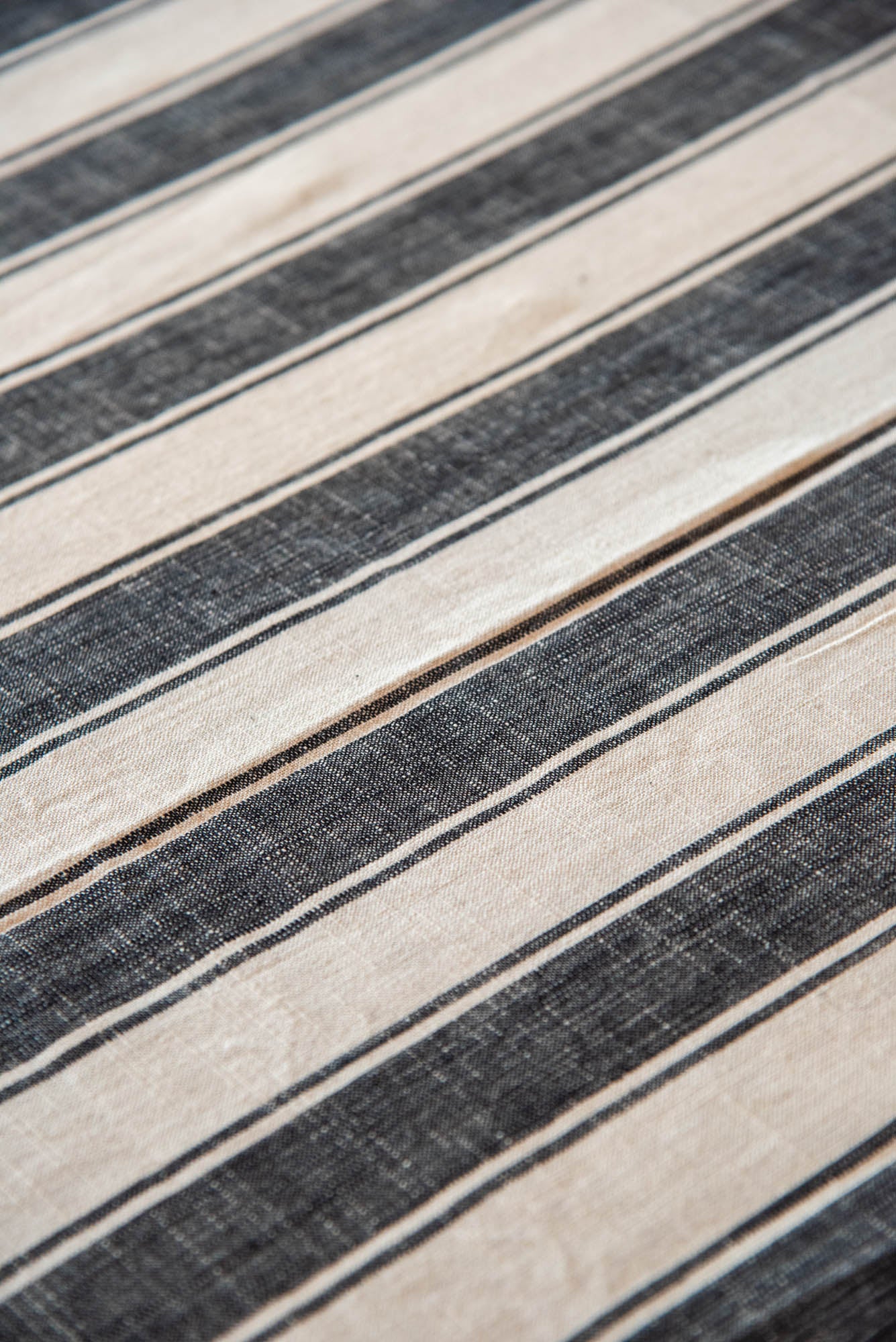 
                  
                    CT BEDSHEET-1+2  SET- 108 X108
                  
                