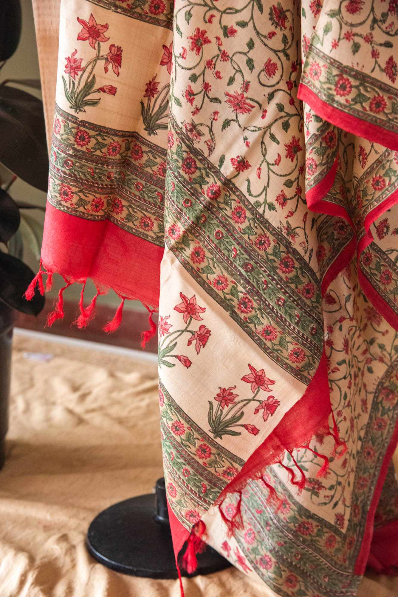 
                  
                    PTD TUSSAR SILK DUPATTA
                  
                