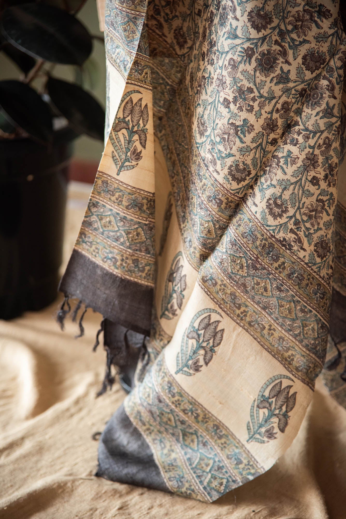 
                  
                    PTD TUSSAR SILK DUPATTA
                  
                