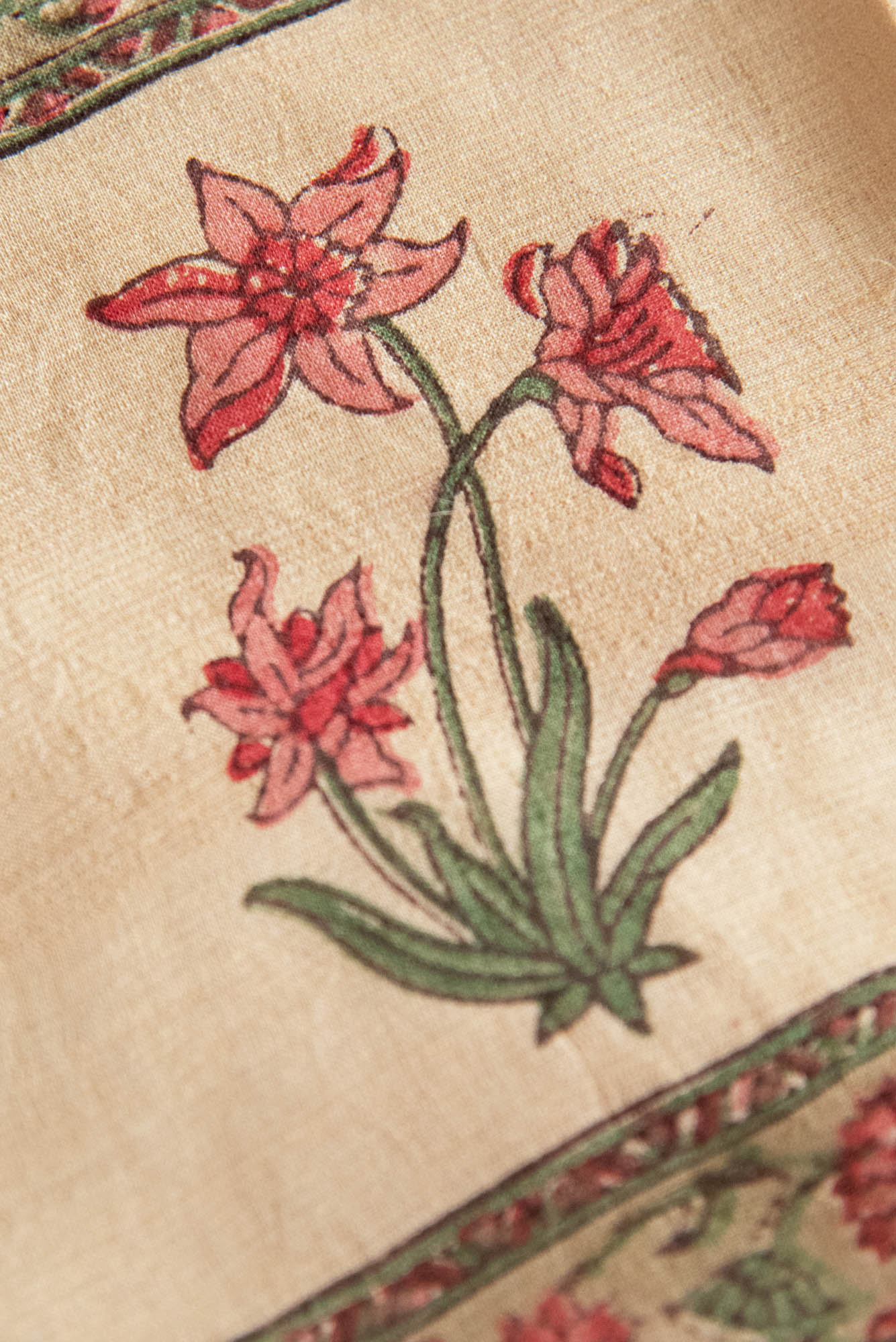 
                  
                    PTD TUSSAR SILK FABRIC &DUPATTA SKD SET
                  
                