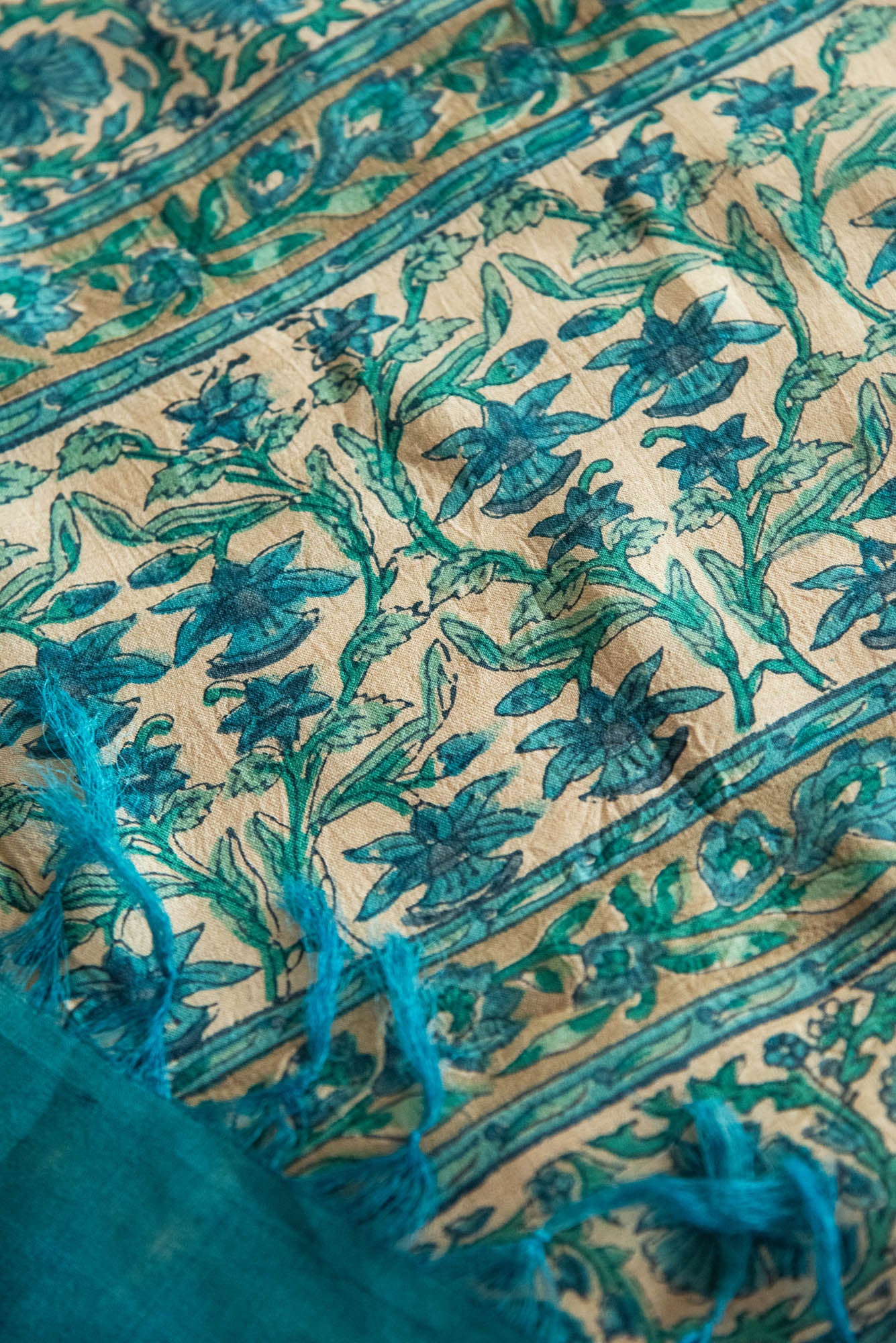 
                  
                    PTD TUSSAR SILK FABRIC &DUPATTA SKD SET
                  
                