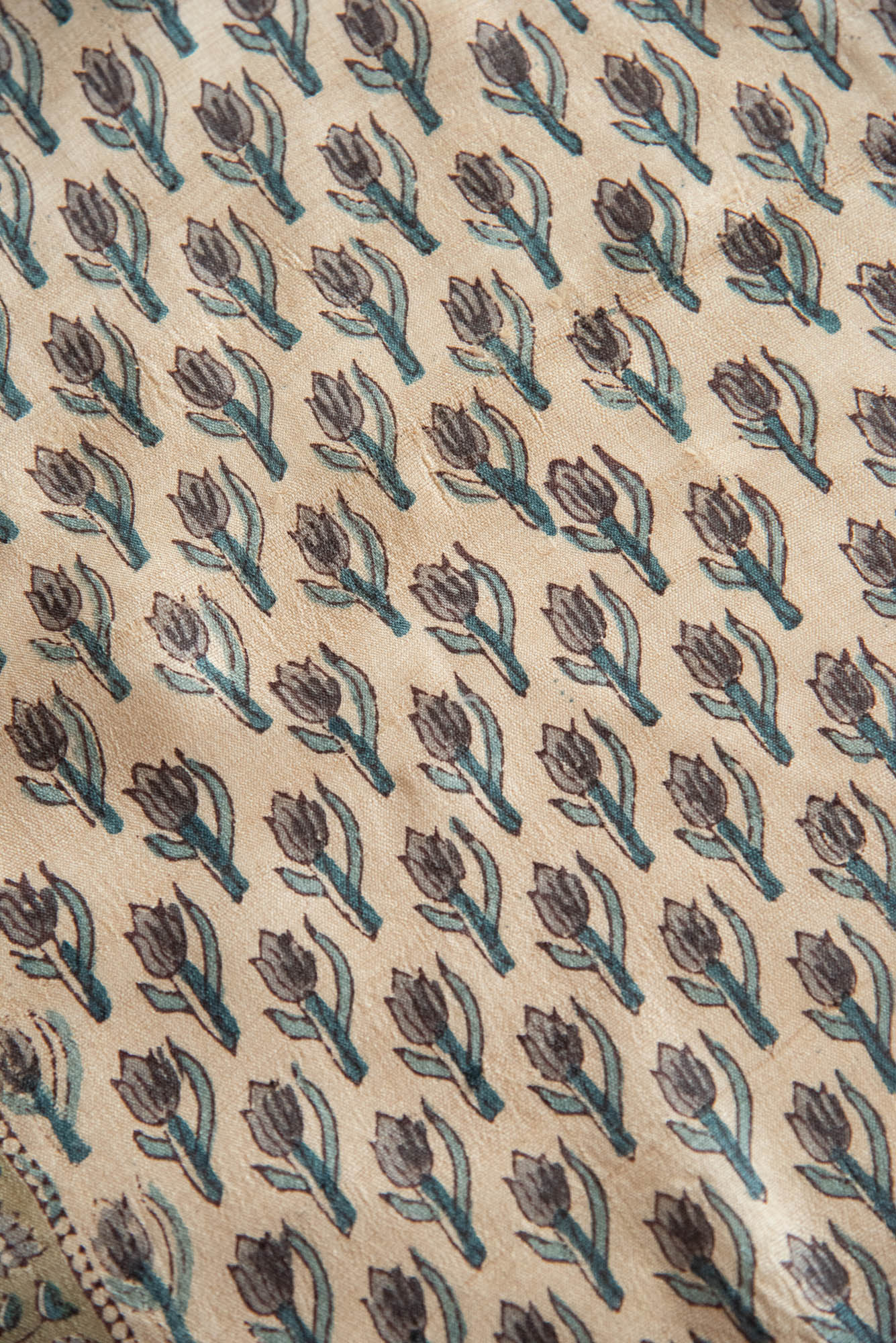 
                  
                    PTD TUSSAR SILK FABRIC &DUPATTA SKD SET
                  
                