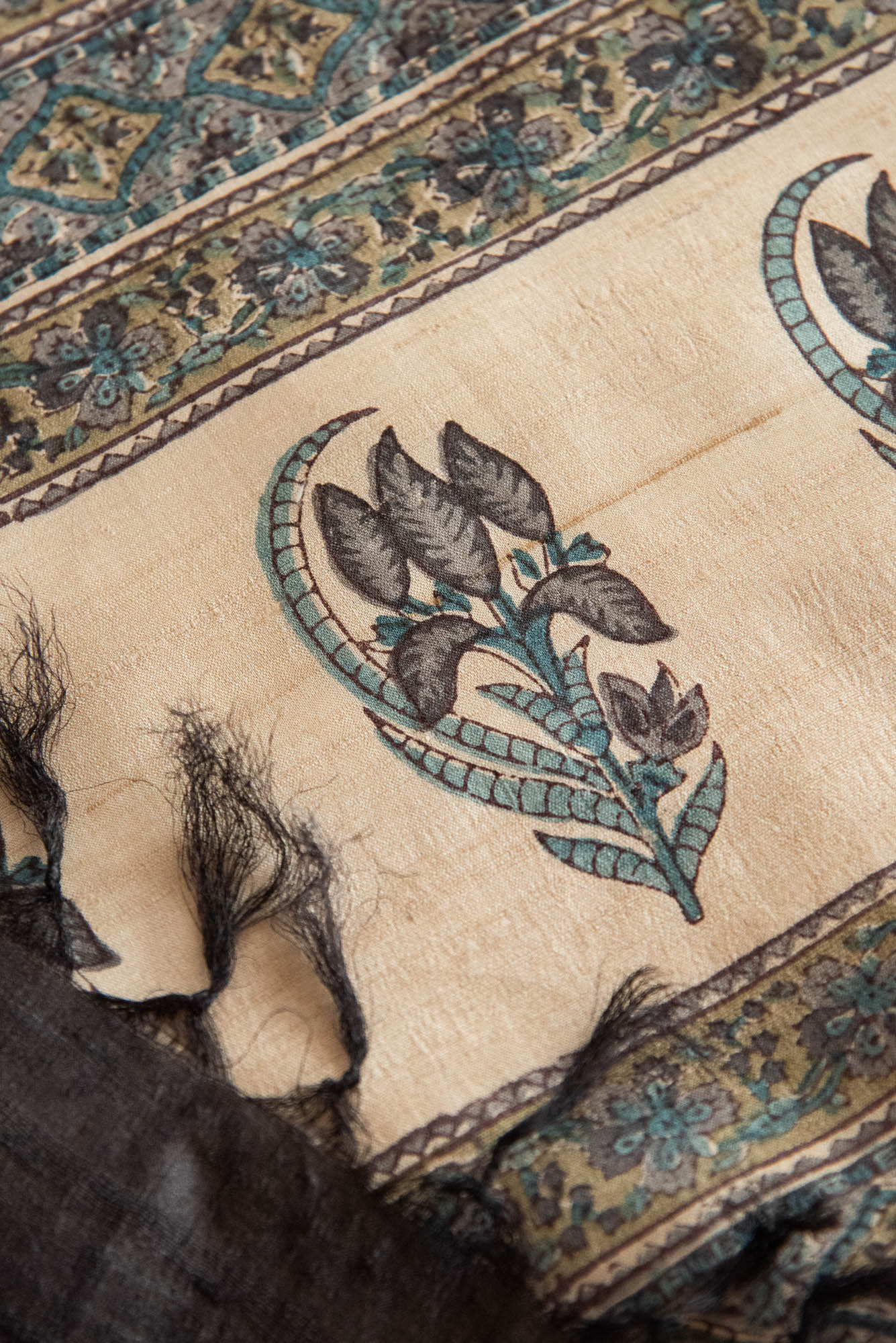 
                  
                    PTD TUSSAR SILK FABRIC &DUPATTA SKD SET
                  
                