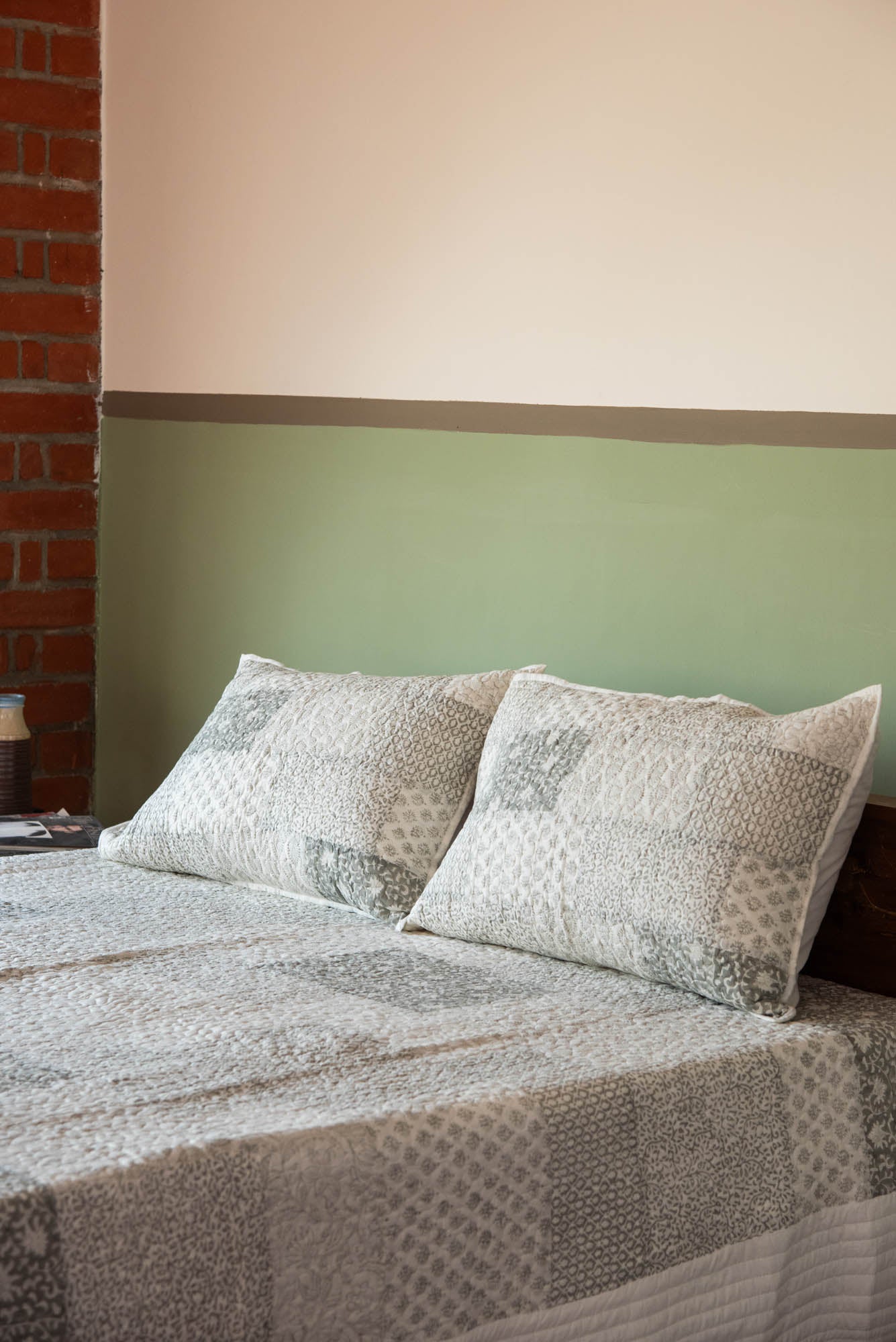 
                  
                    NEW PATCH VOILE B/P BEDCOVER-108X108
                  
                