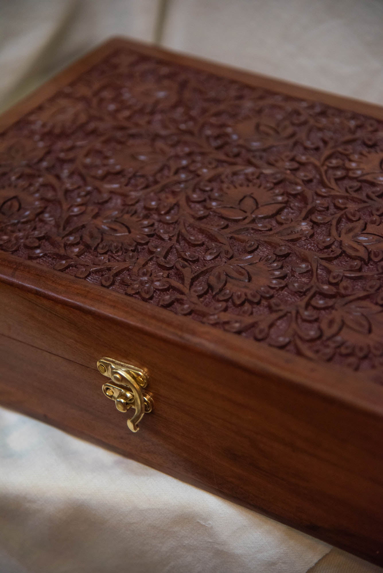 
                  
                    WD CARVING BOX
                  
                