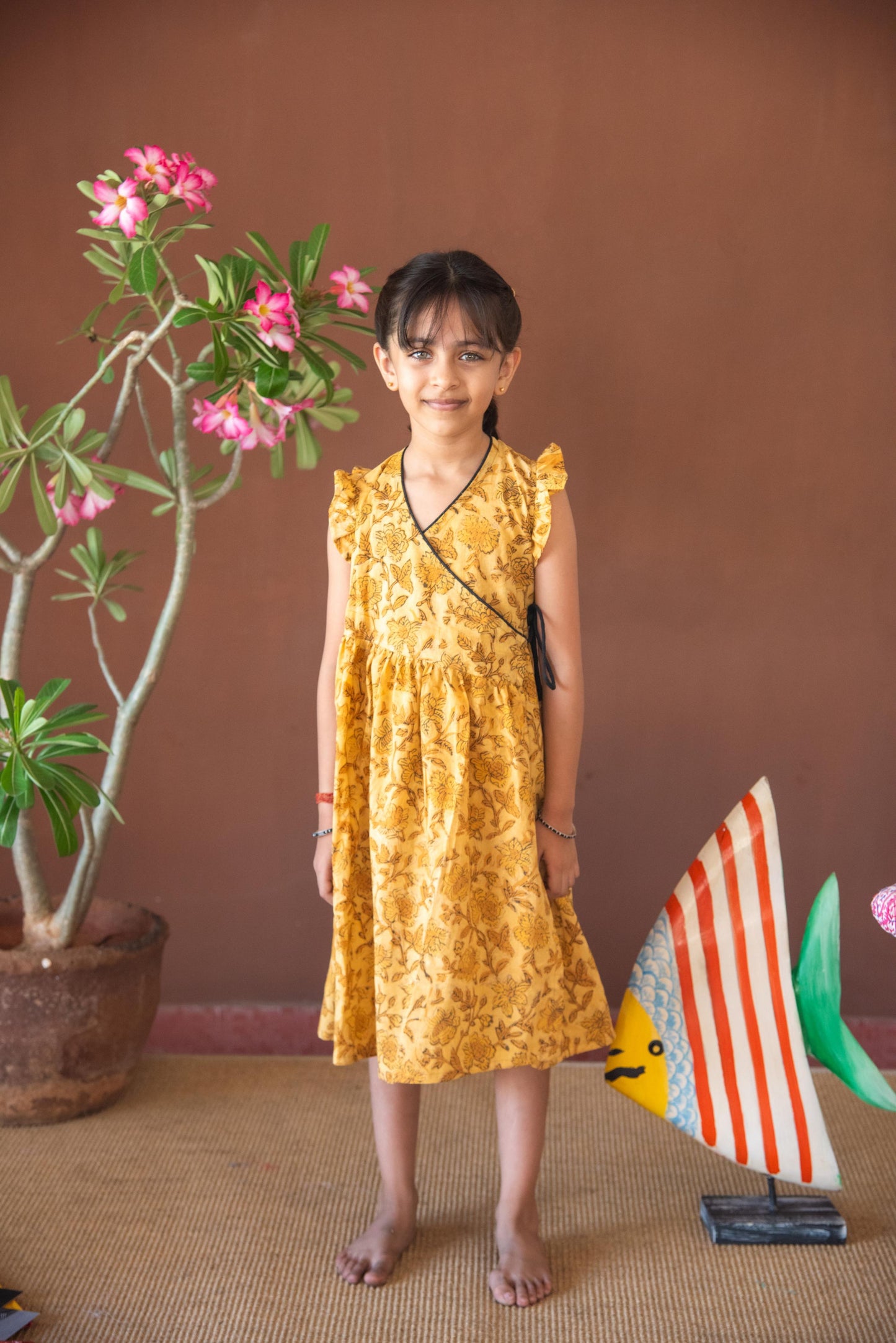 
                  
                    Girls Frock
                  
                