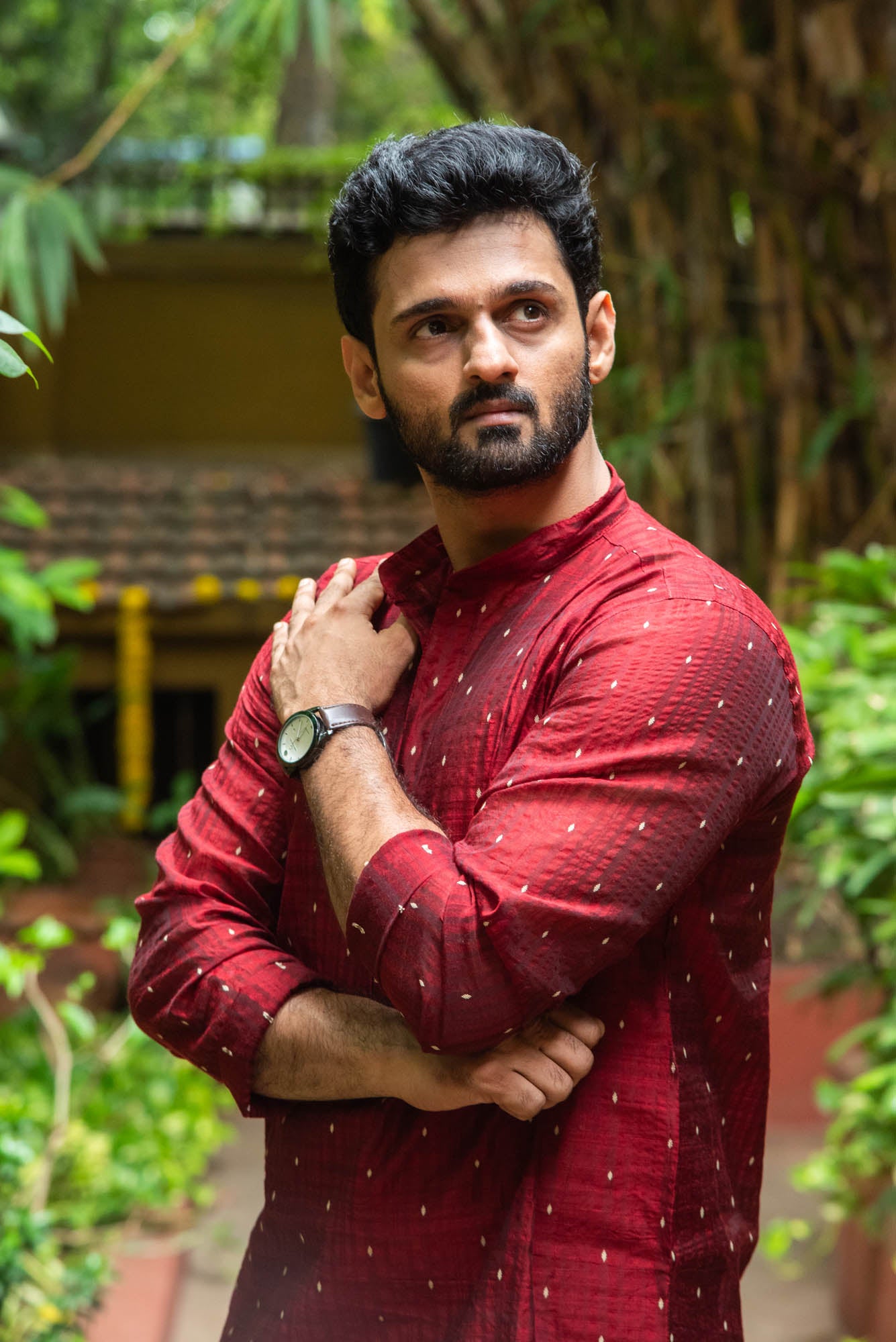 
                  
                    SILK CT MEN LONG KURTHA F/S
                  
                