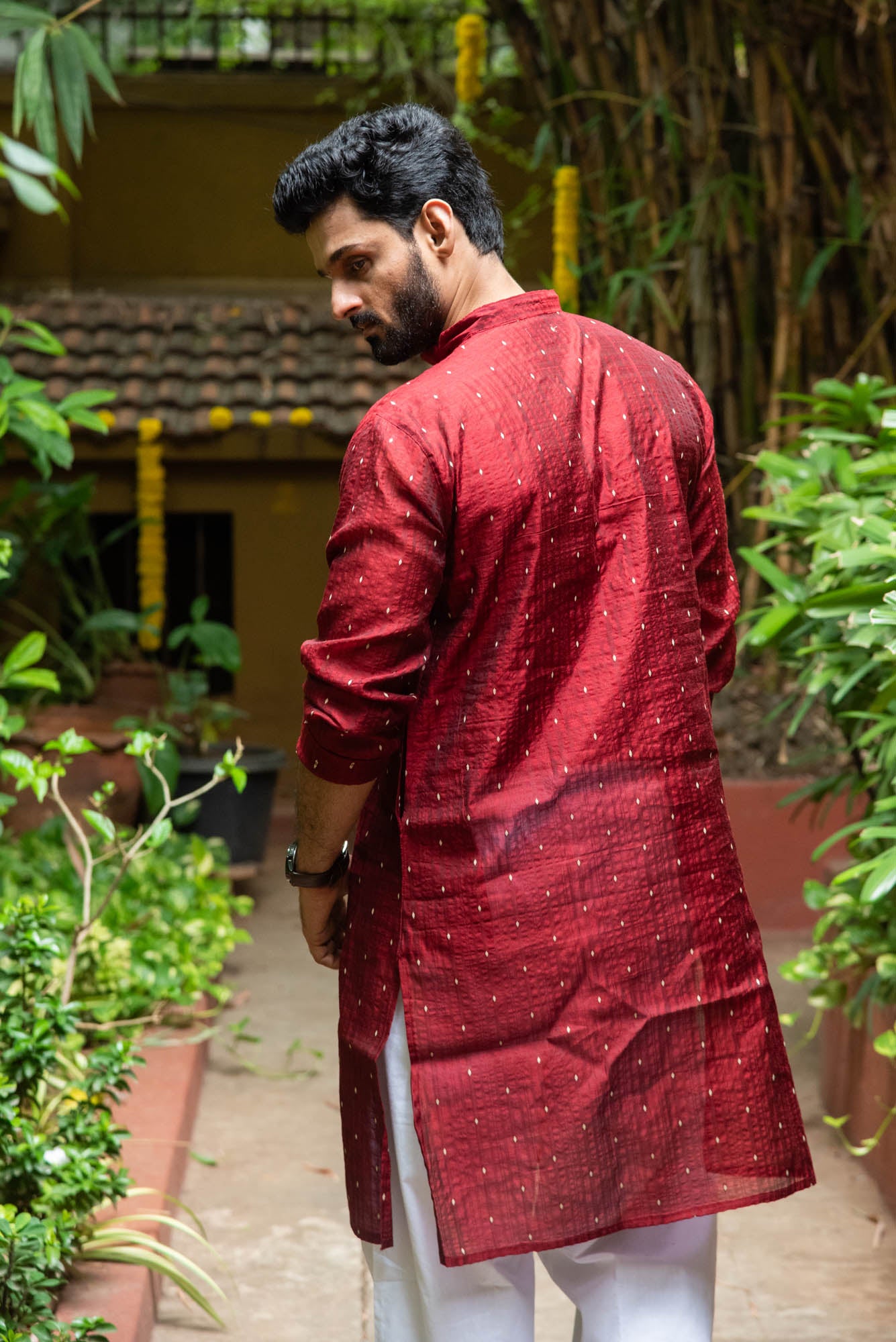 
                  
                    SILK CT MEN LONG KURTHA F/S
                  
                