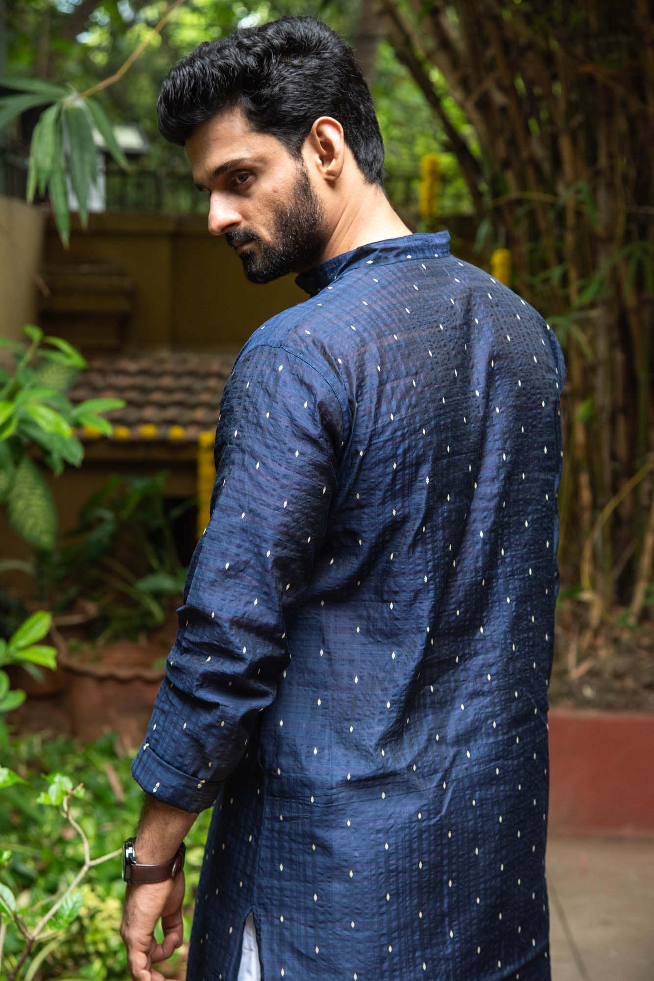 
                  
                    SILK CT MEN LONG KURTHA F/S
                  
                