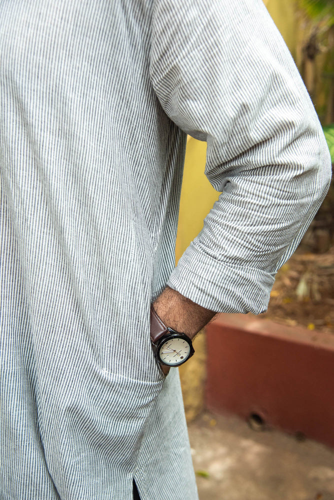 
                  
                    CT MEN LONG KURTHA F/S
                  
                