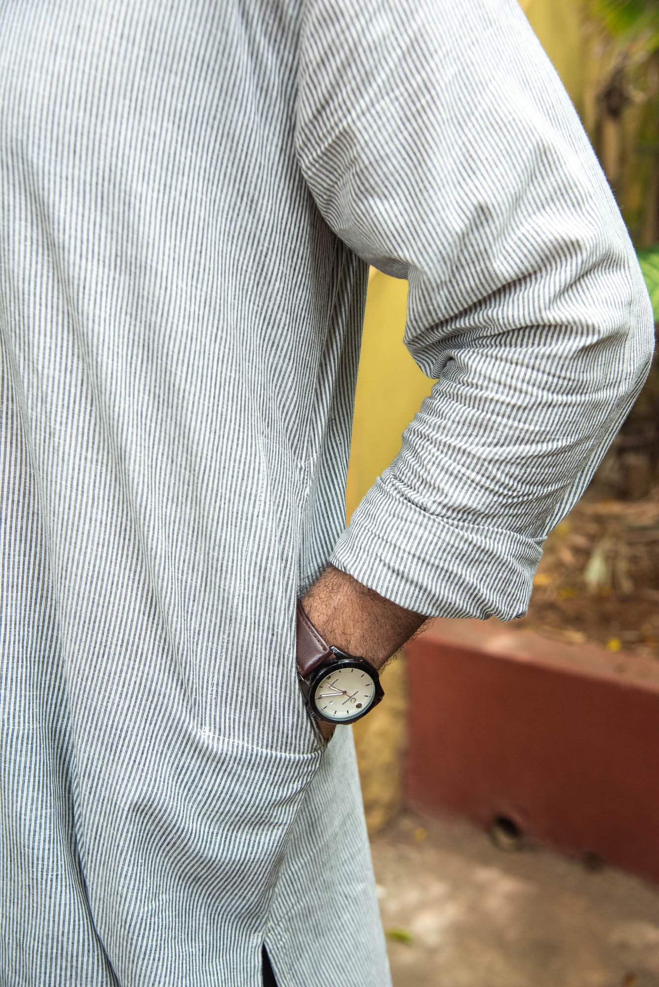 
                  
                    CT MEN LONG KURTHA F/S
                  
                