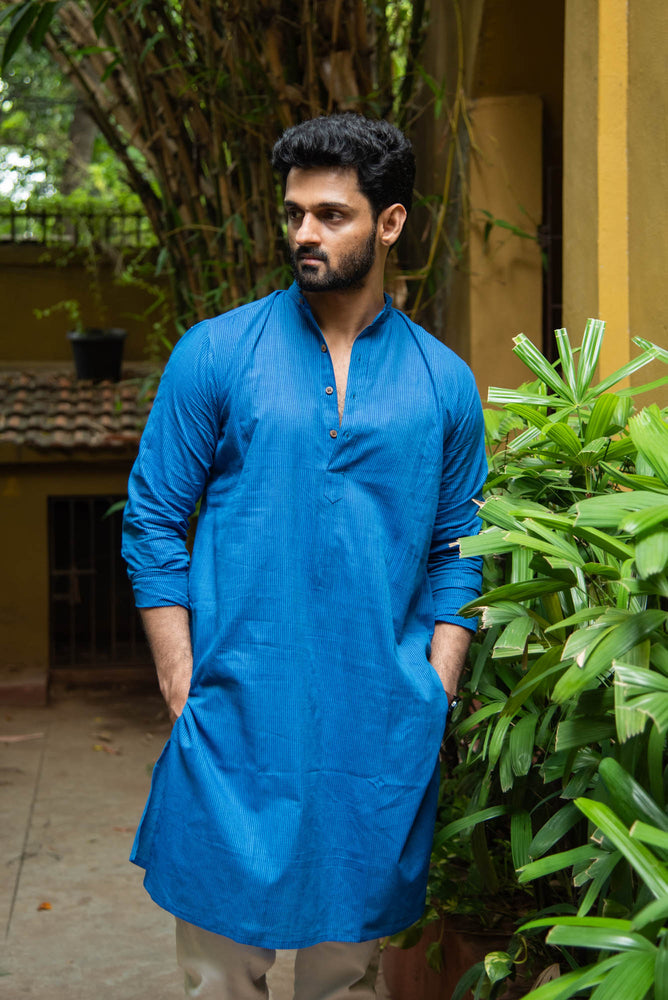 
                  
                    CT MEN LONG KURTHA F/S
                  
                