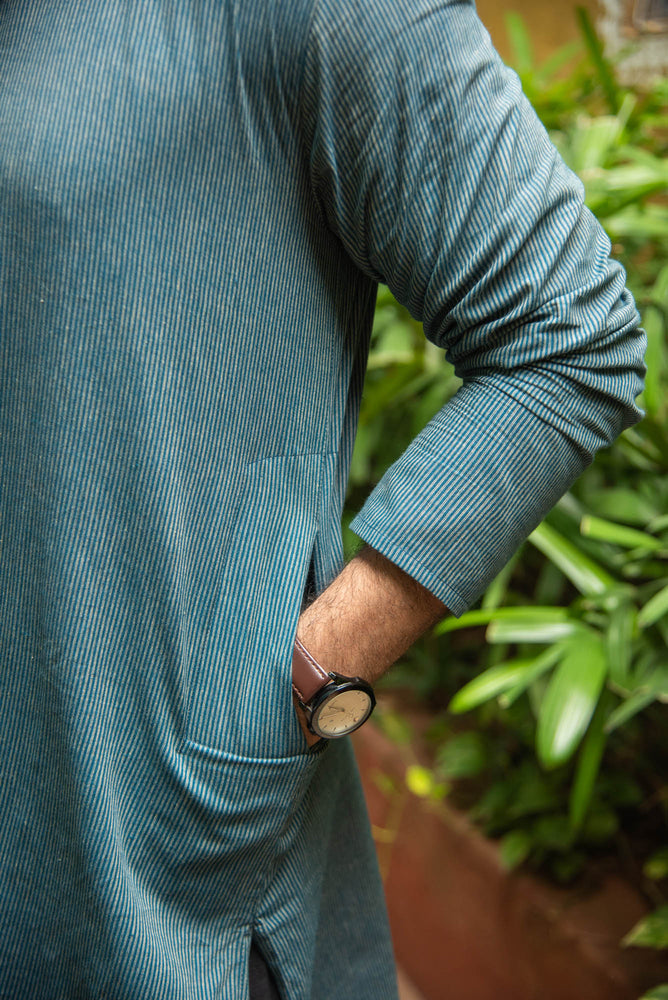 
                  
                    CT MEN LONG KURTHA F/S
                  
                