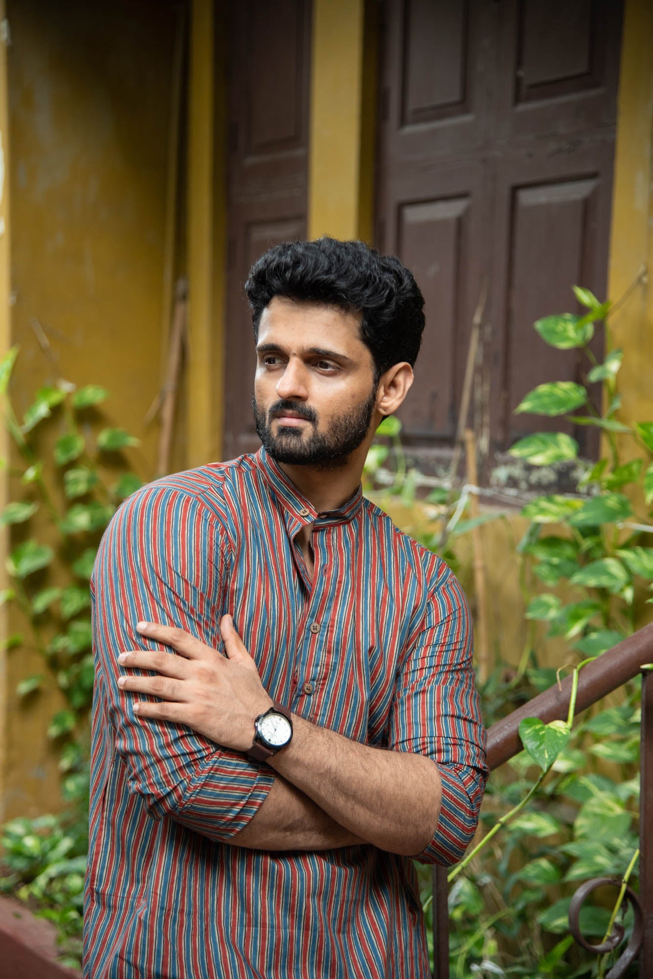 
                  
                    CT MEN LONG KURTHA F/S
                  
                