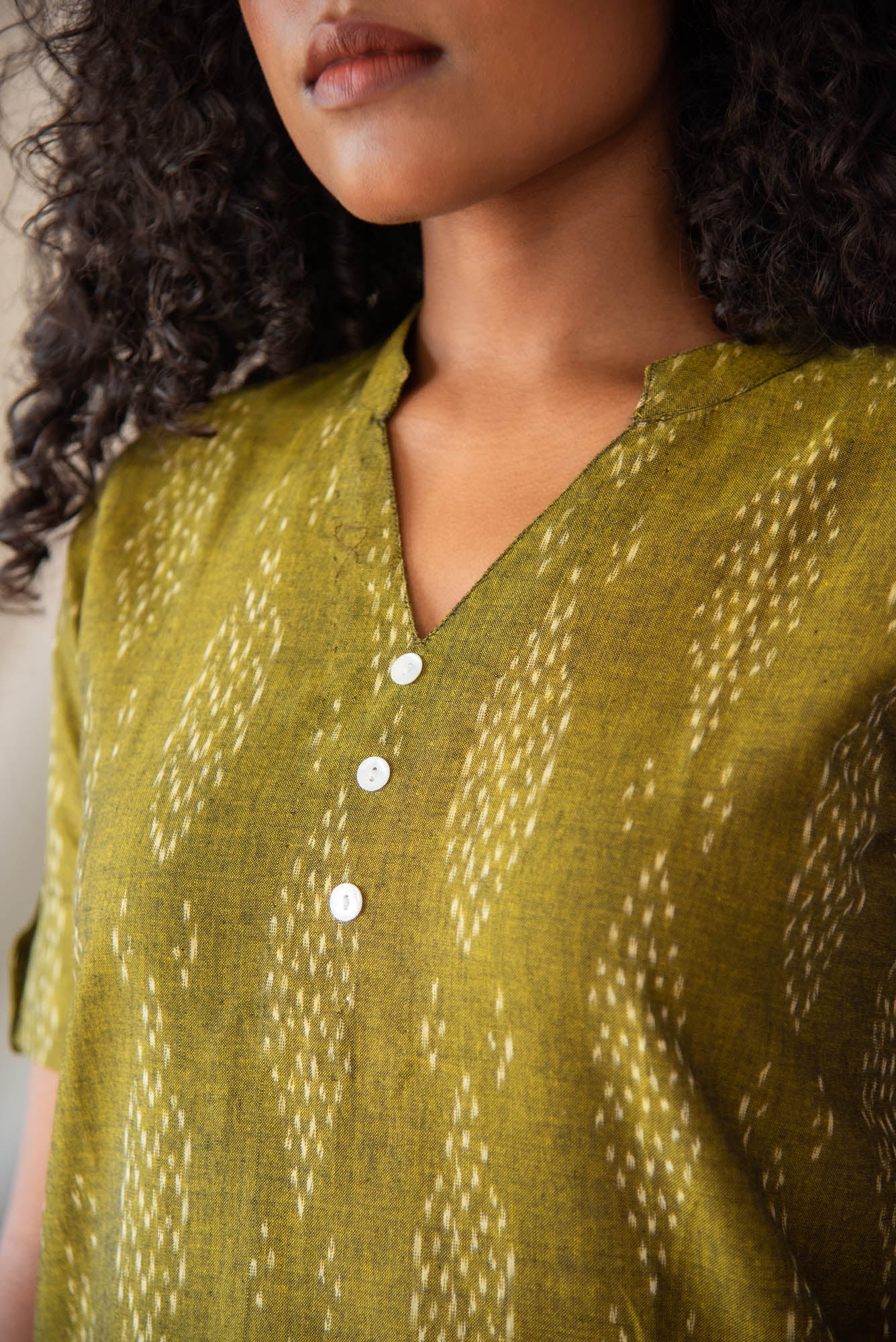 
                  
                    WOMEN LONG KURTHA 3/4 SLVE
                  
                