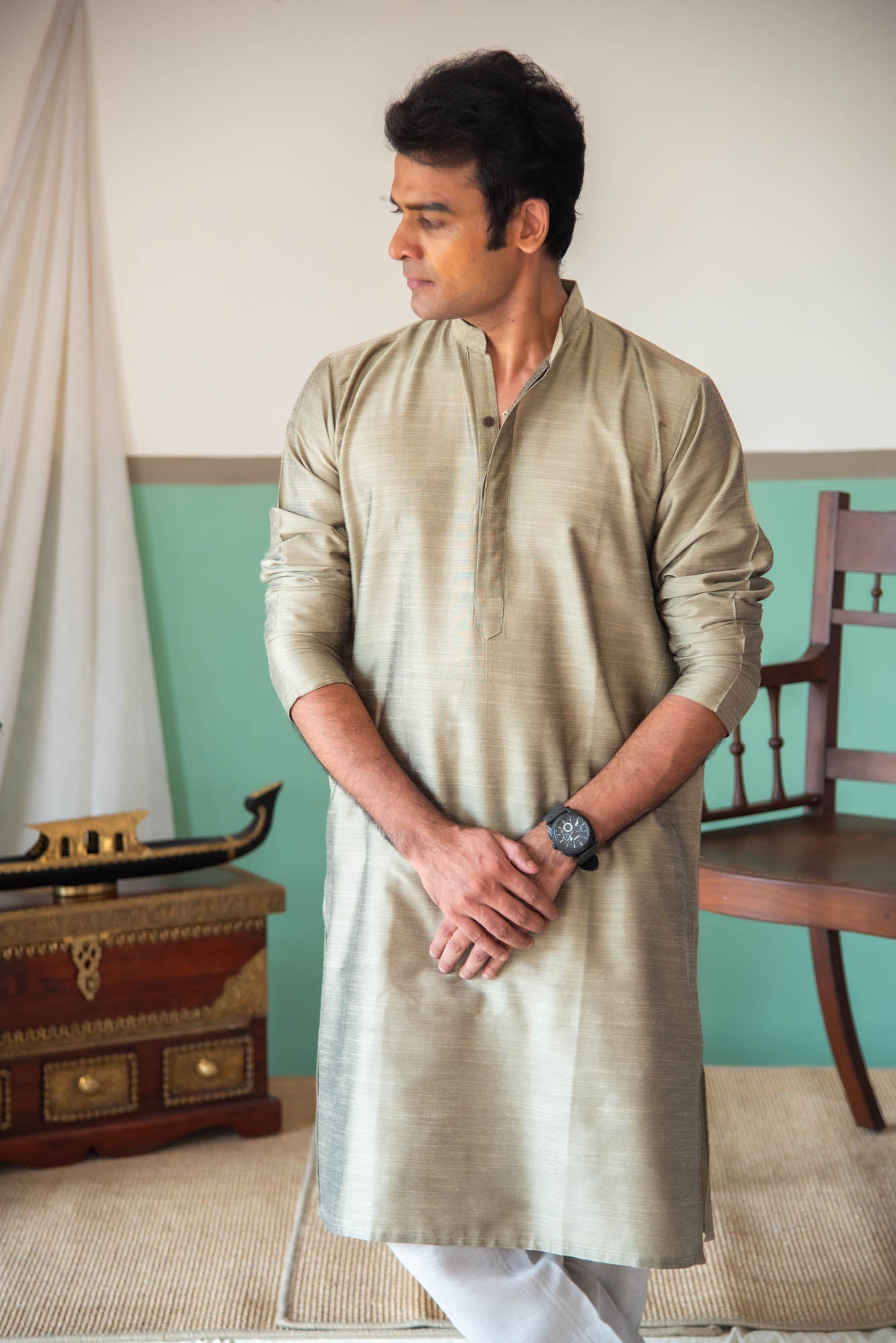 
                  
                    SILK CT MEN LONG KURTHA F/S
                  
                