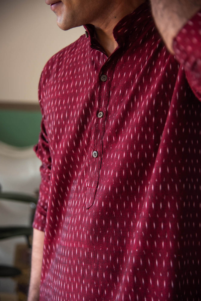 
                  
                    CT MEN LONG KURTHA F/S
                  
                