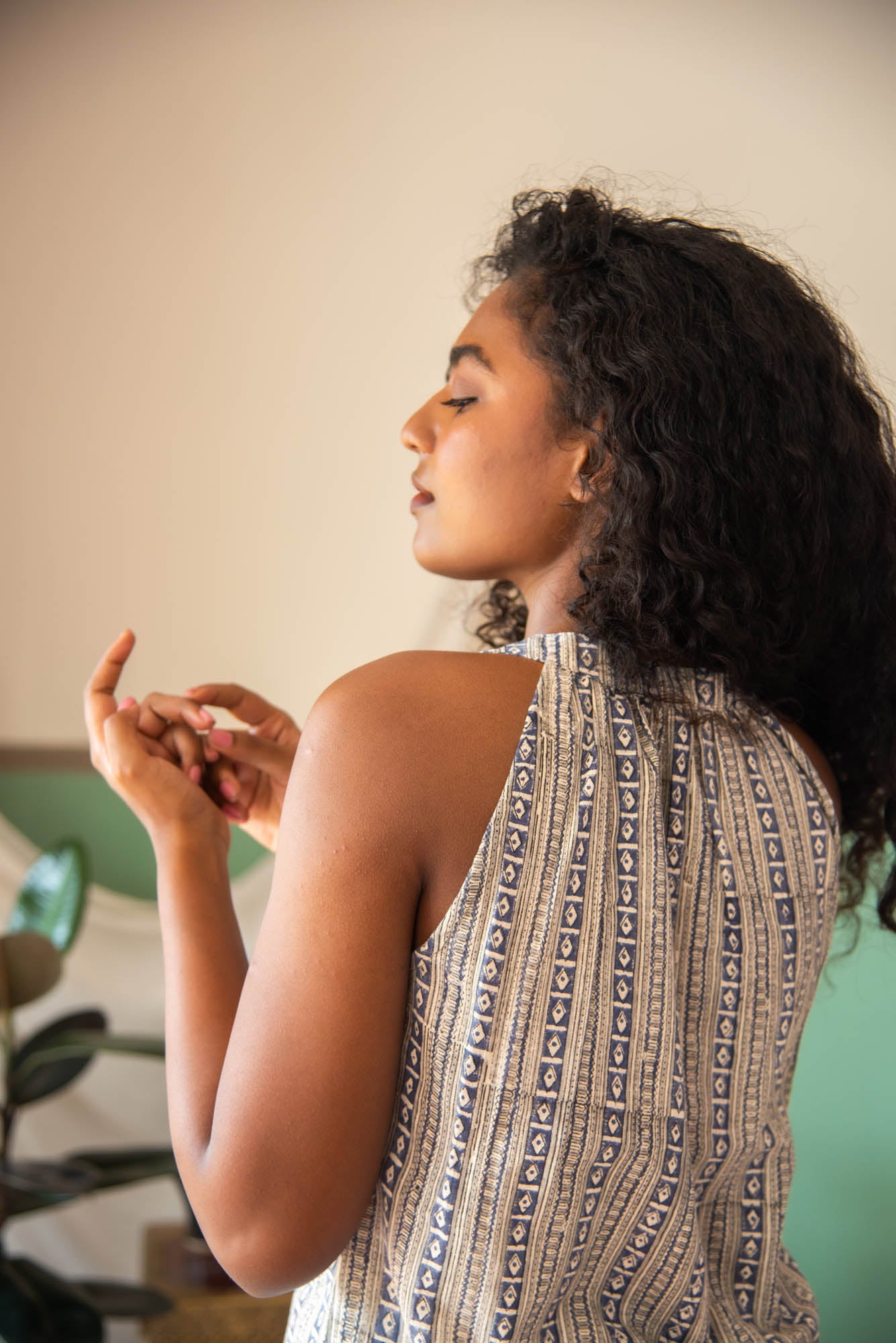 
                  
                    CT COWL NECK LONG KURTHA
                  
                