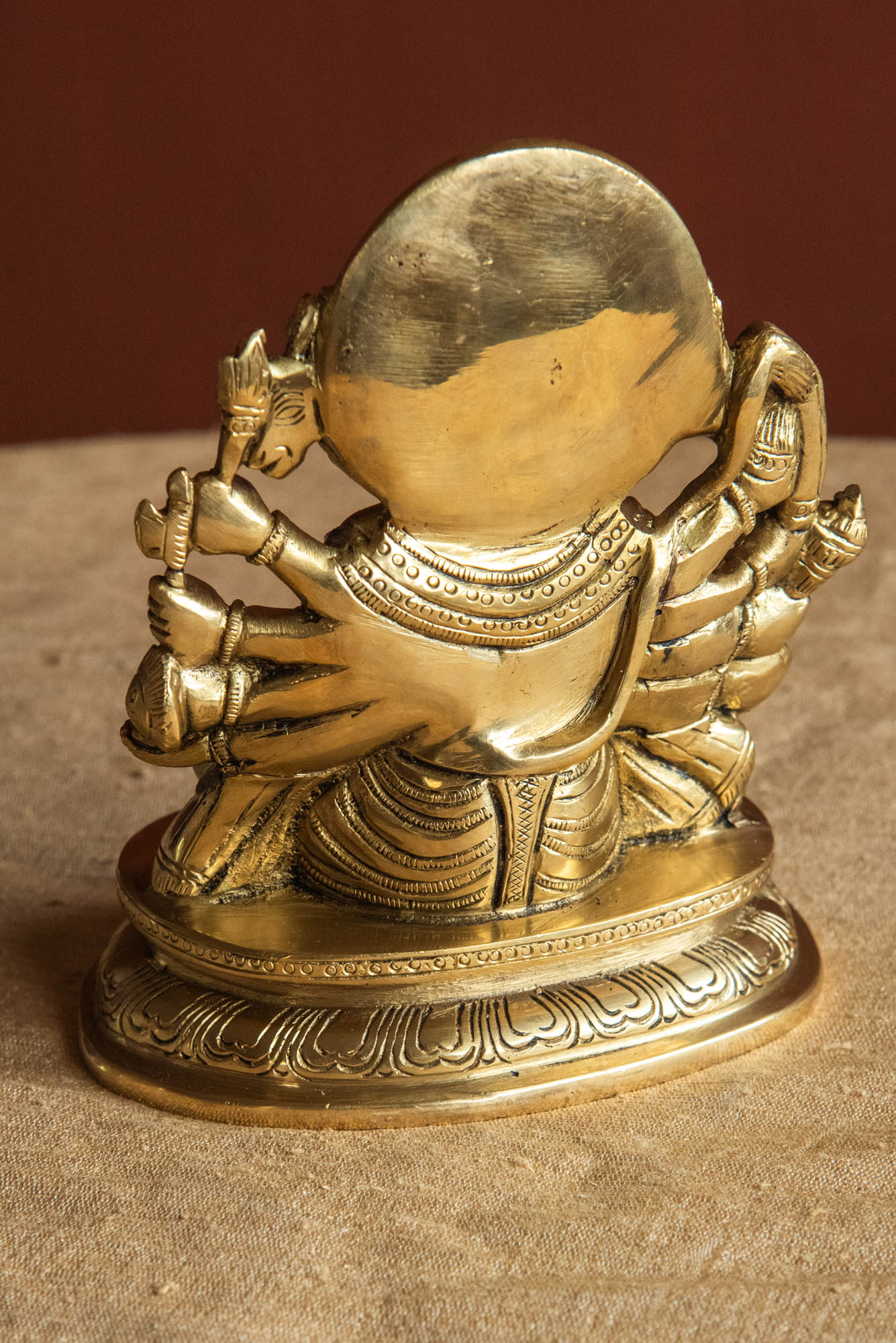 
                  
                    BRASS WHITE GOLD PANCHNUKHI HANUMAN
                  
                