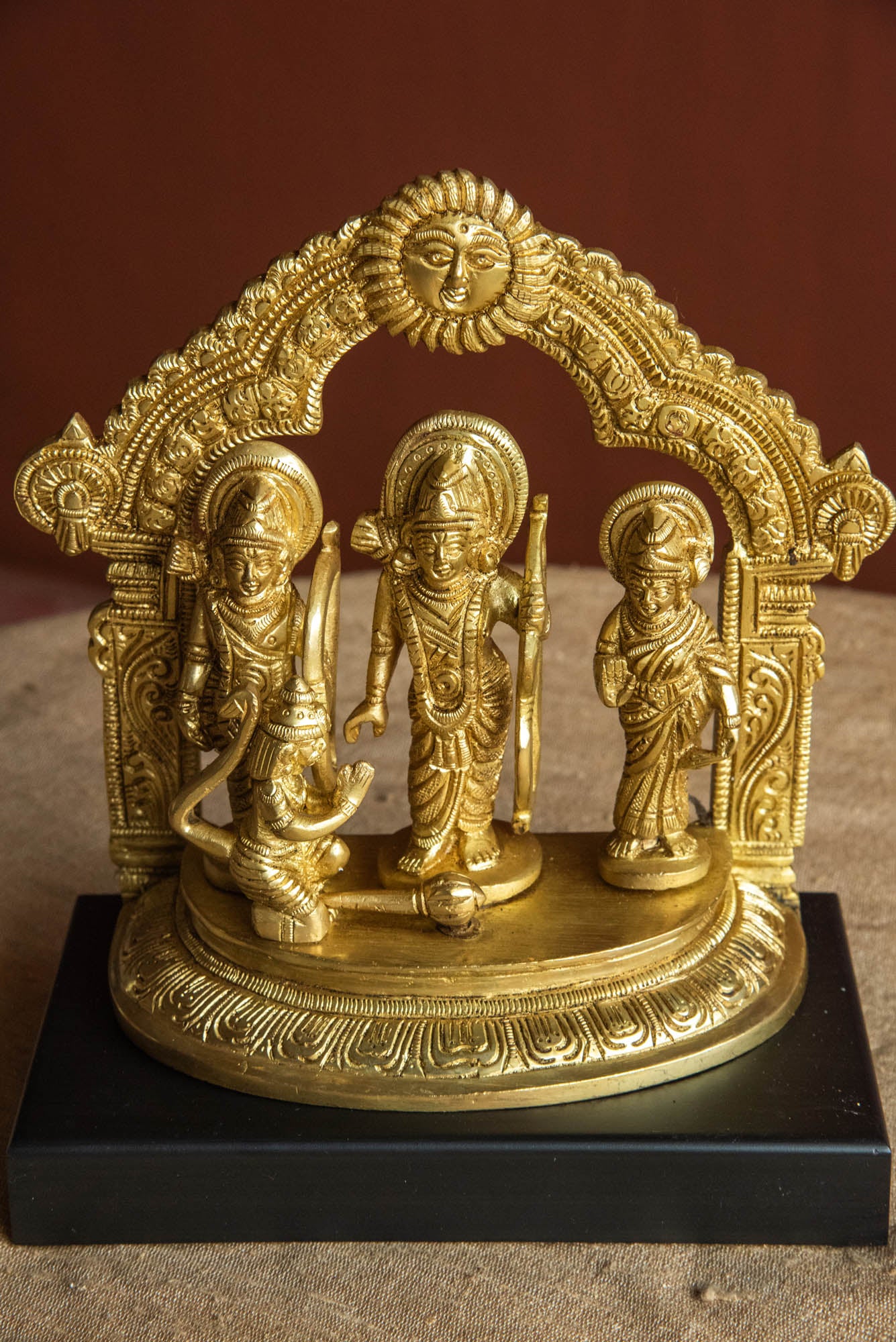 
                  
                    BRASS RAM DARBAR WOOD BASE
                  
                