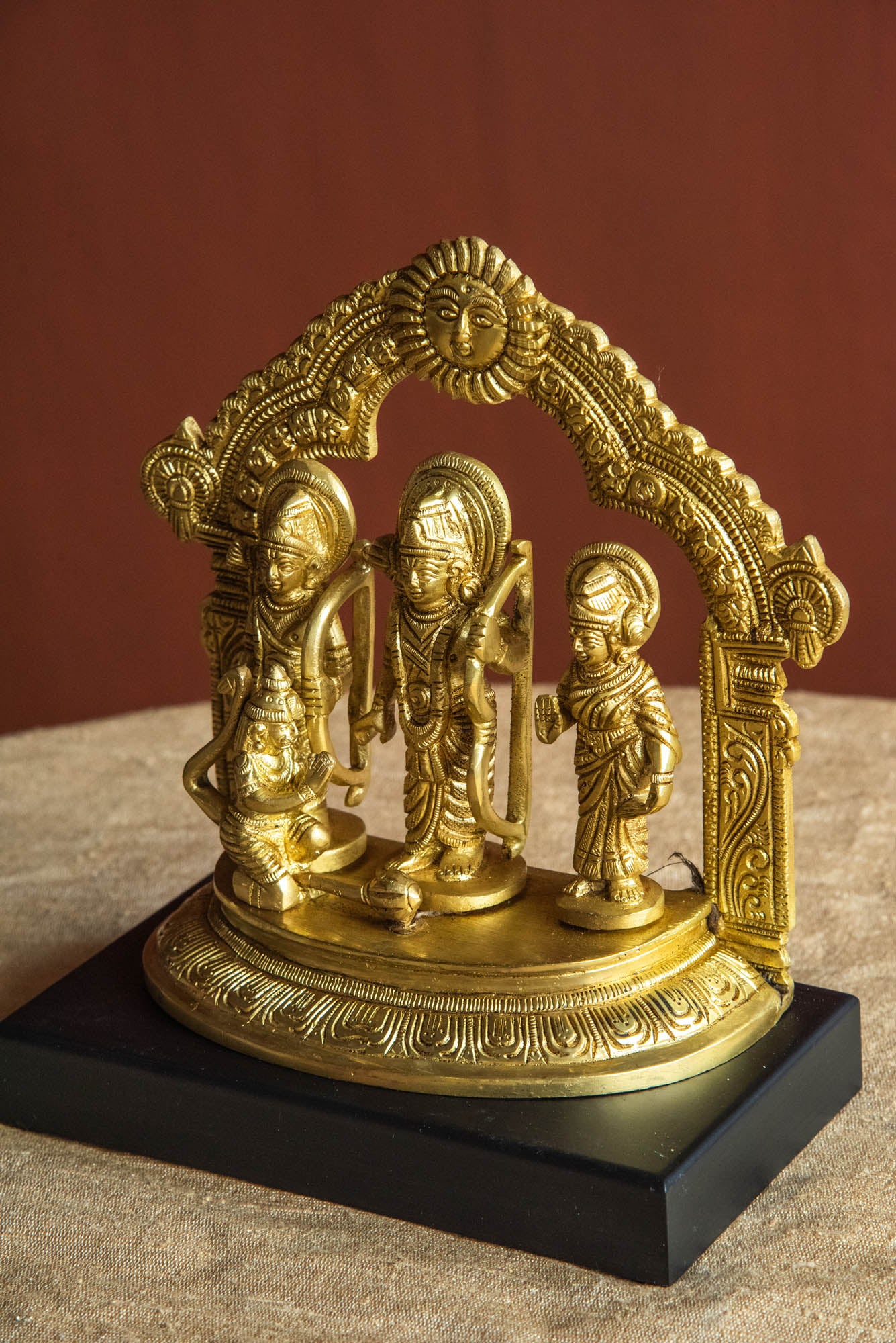
                  
                    BRASS RAM DARBAR WOOD BASE
                  
                
