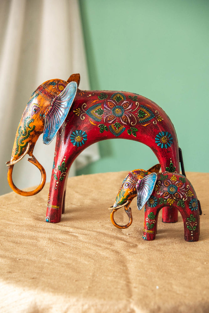 
                  
                    WOOD ELEPHANT WITH BABY
                  
                