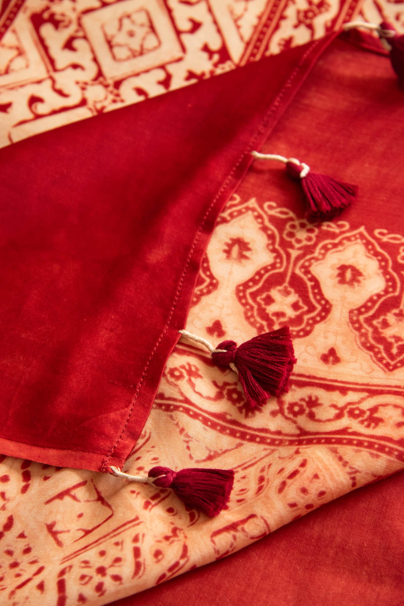 
                  
                    MODAL SILK PRINT SAREE
                  
                