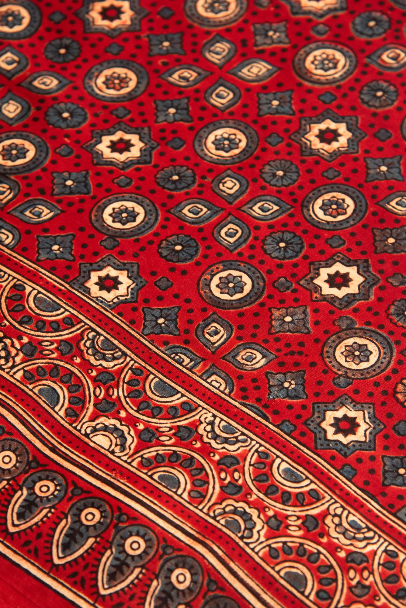 
                  
                    MODAL SILK PRINT SAREE
                  
                