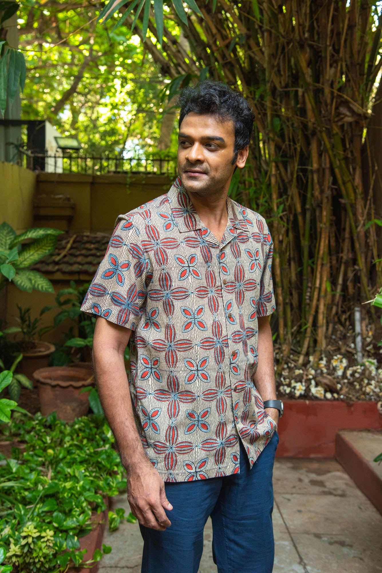 
                  
                    MEN RESORT SHIRT H/SLV SLIM FIT
                  
                