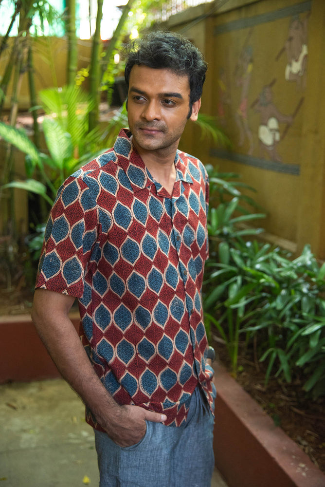 
                  
                    MEN RESORT SHIRT H/SLV SLIM FIT
                  
                