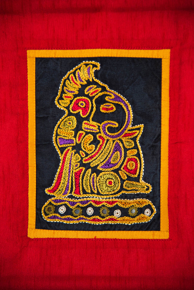 
                  
                    SIDE FACE GANESH SMALL WALL PANEL
                  
                