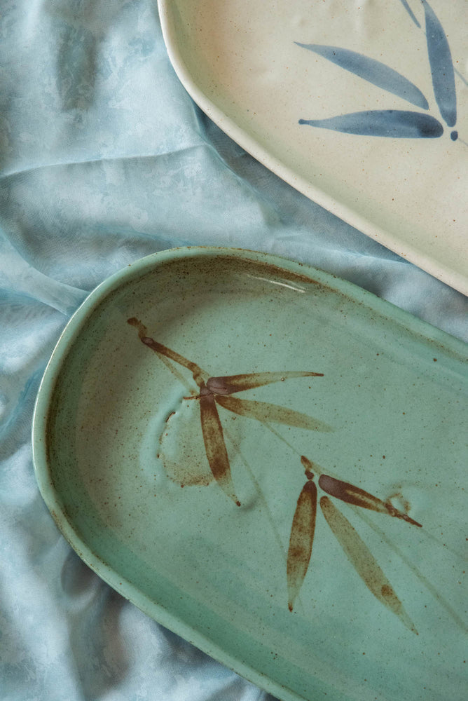 
                  
                    EXTRA LARGE OVAL TRAY
                  
                