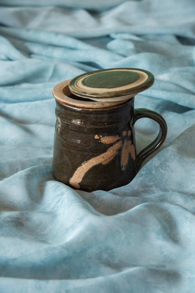 
                  
                    MUG WITH FILTER SMALL
                  
                