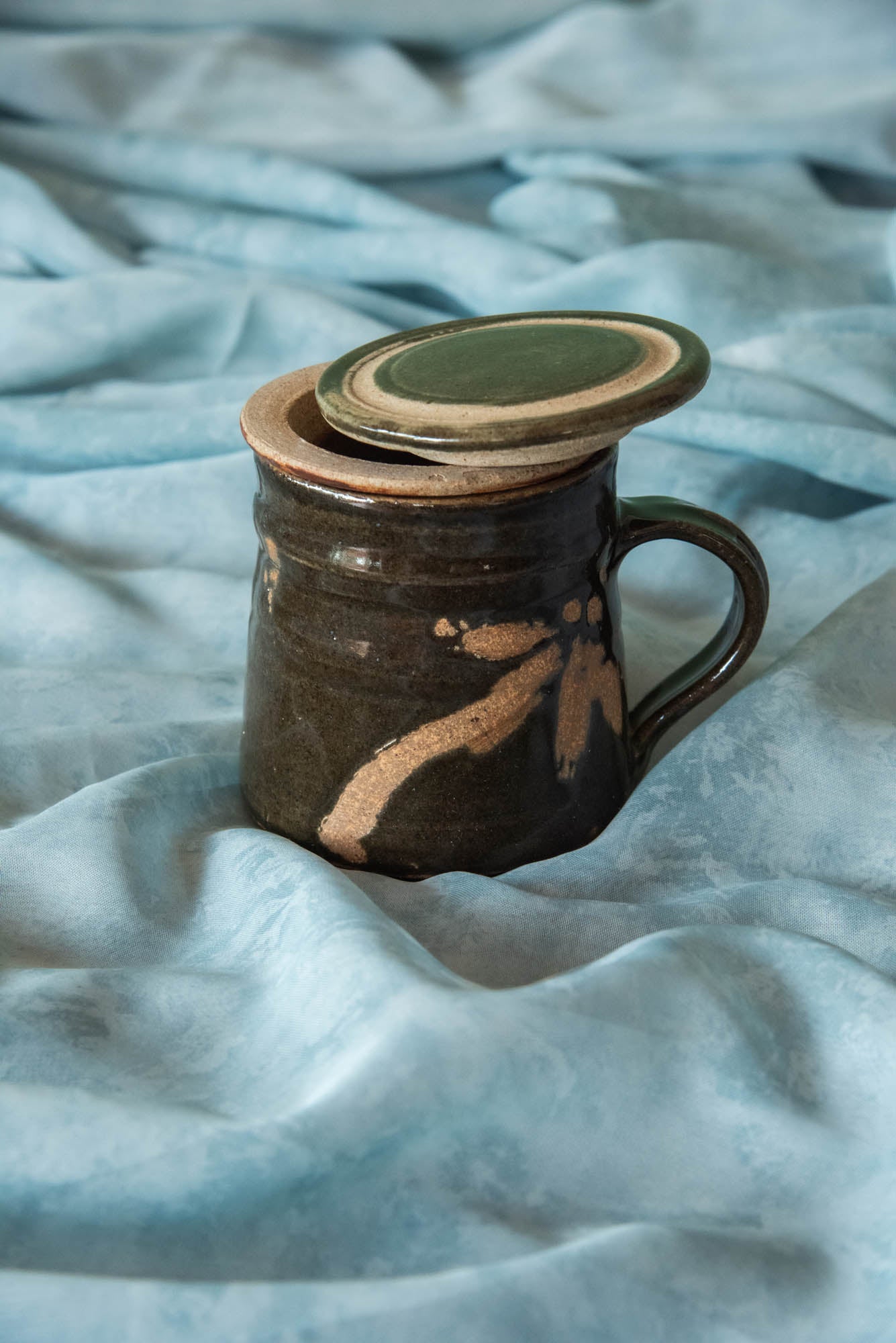 
                  
                    MUG WITH FILTER SMALL
                  
                