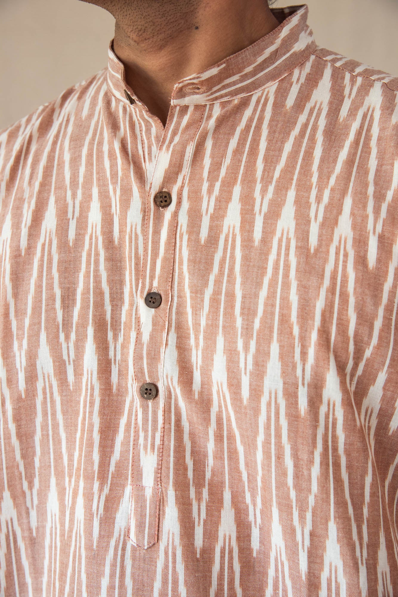 
                  
                    CT MEN LONG KURTHA F/S
                  
                