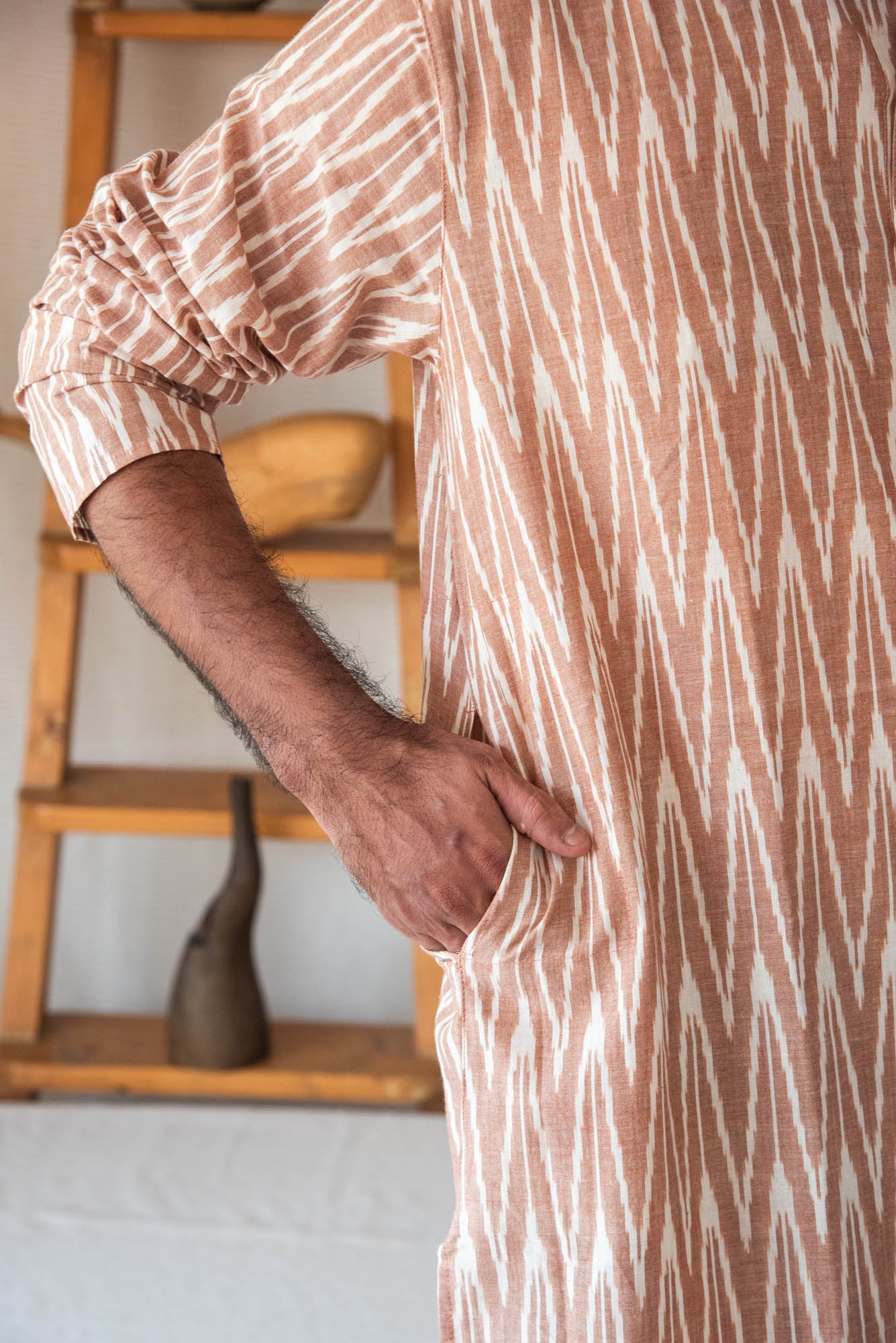 
                  
                    CT MEN LONG KURTHA F/S
                  
                