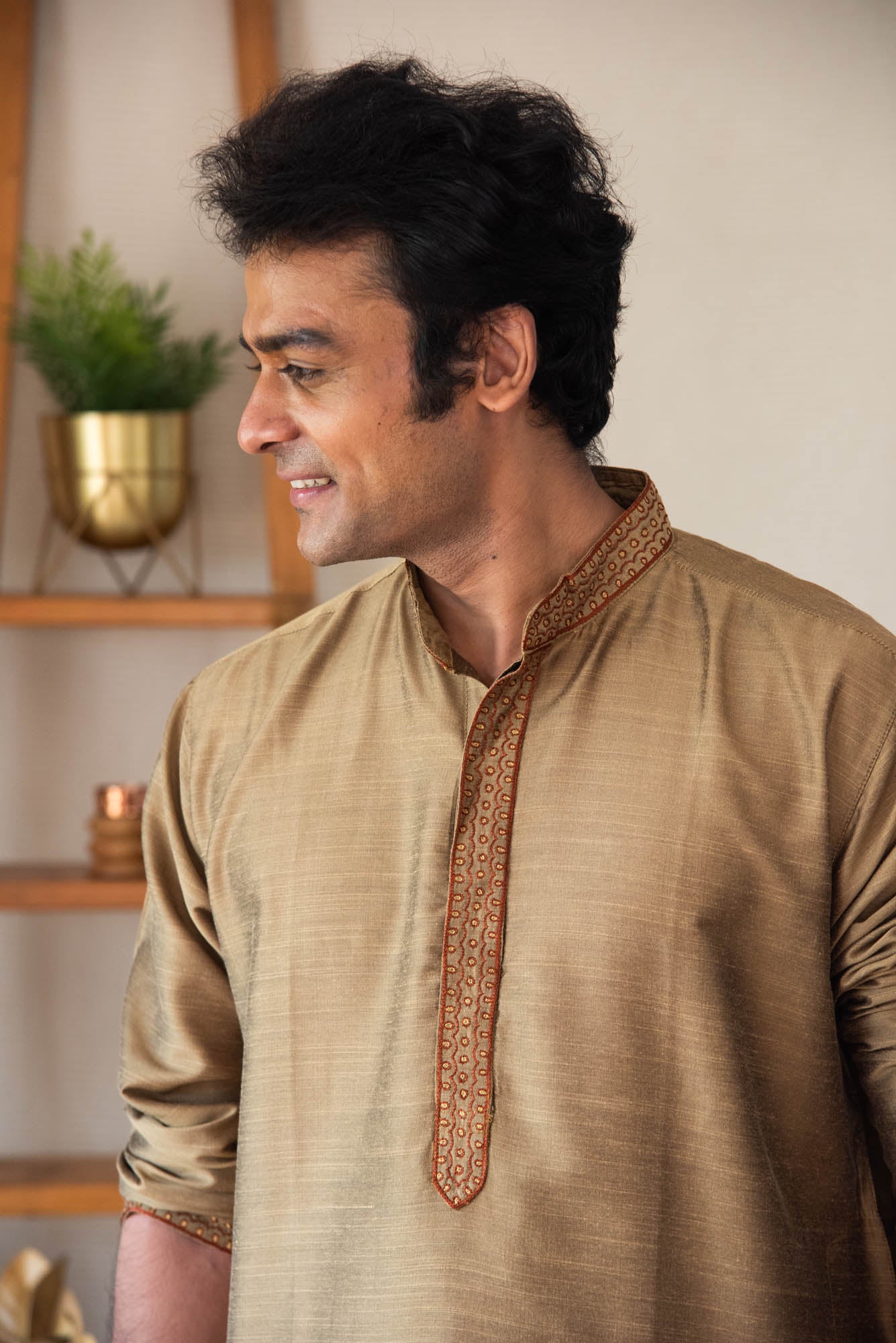 
                  
                    SILK COTTON MEN LONG KURTHA F/S
                  
                